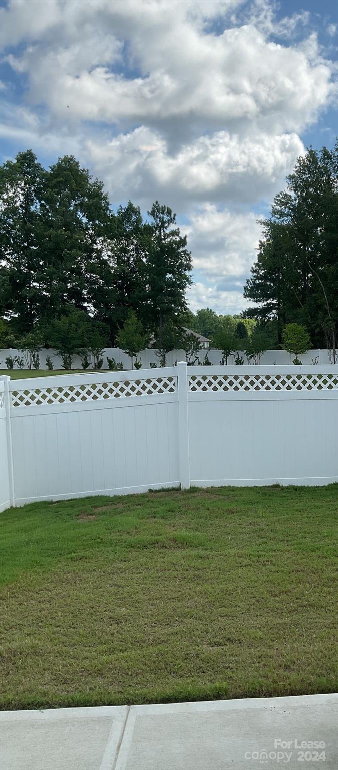 Property image 2 at 341 Zocalo Drive, Gastonia, NC 28056