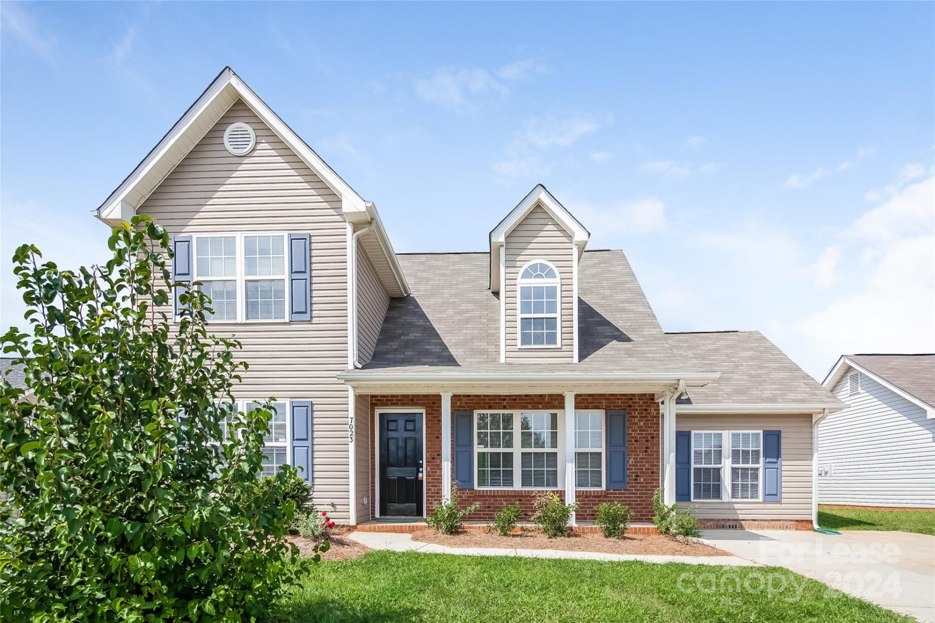 Property image 1 at 7023 Davis Forest Lane, Charlotte, NC 28262