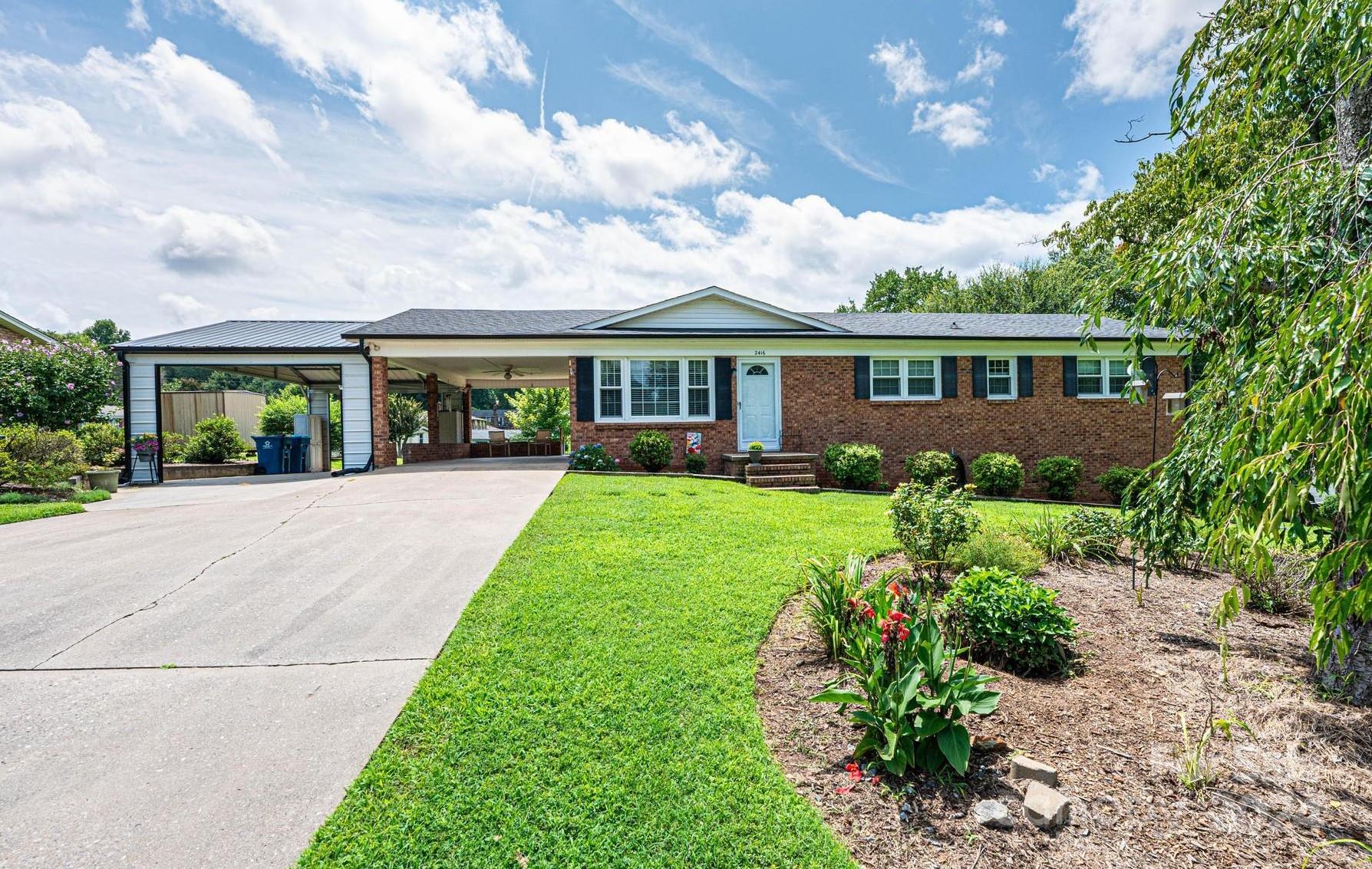 Property image 1 at 2416 33rd Avenue, Hickory, NC 28601