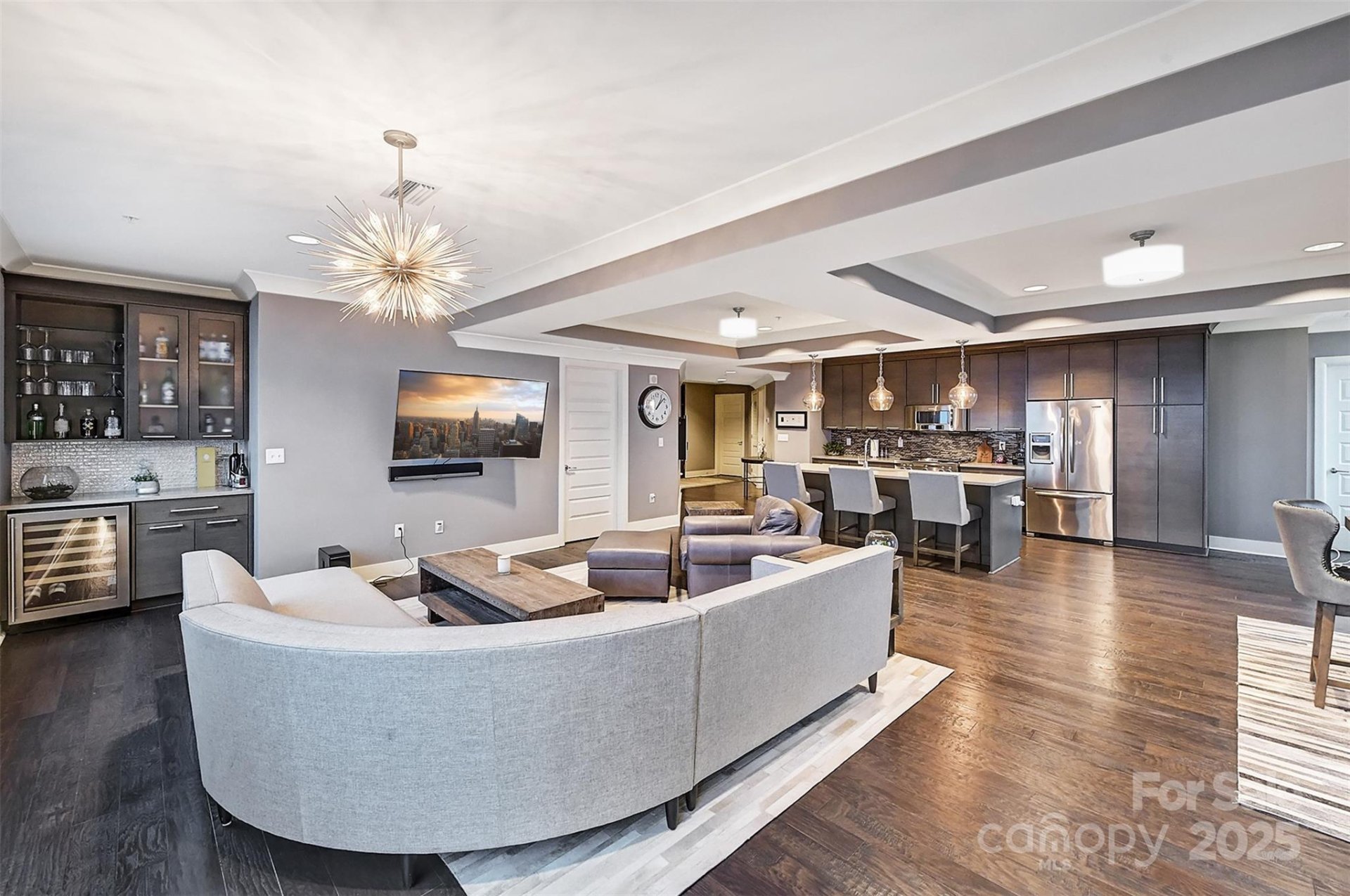 222 S Caldwell Street