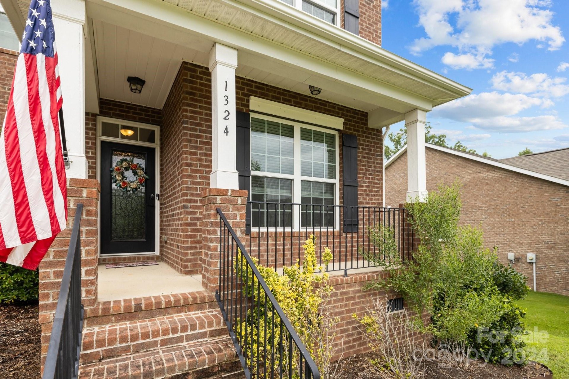 Property image 2 at 1324 Stonecrest Boulevard, Tega Cay, SC 29708