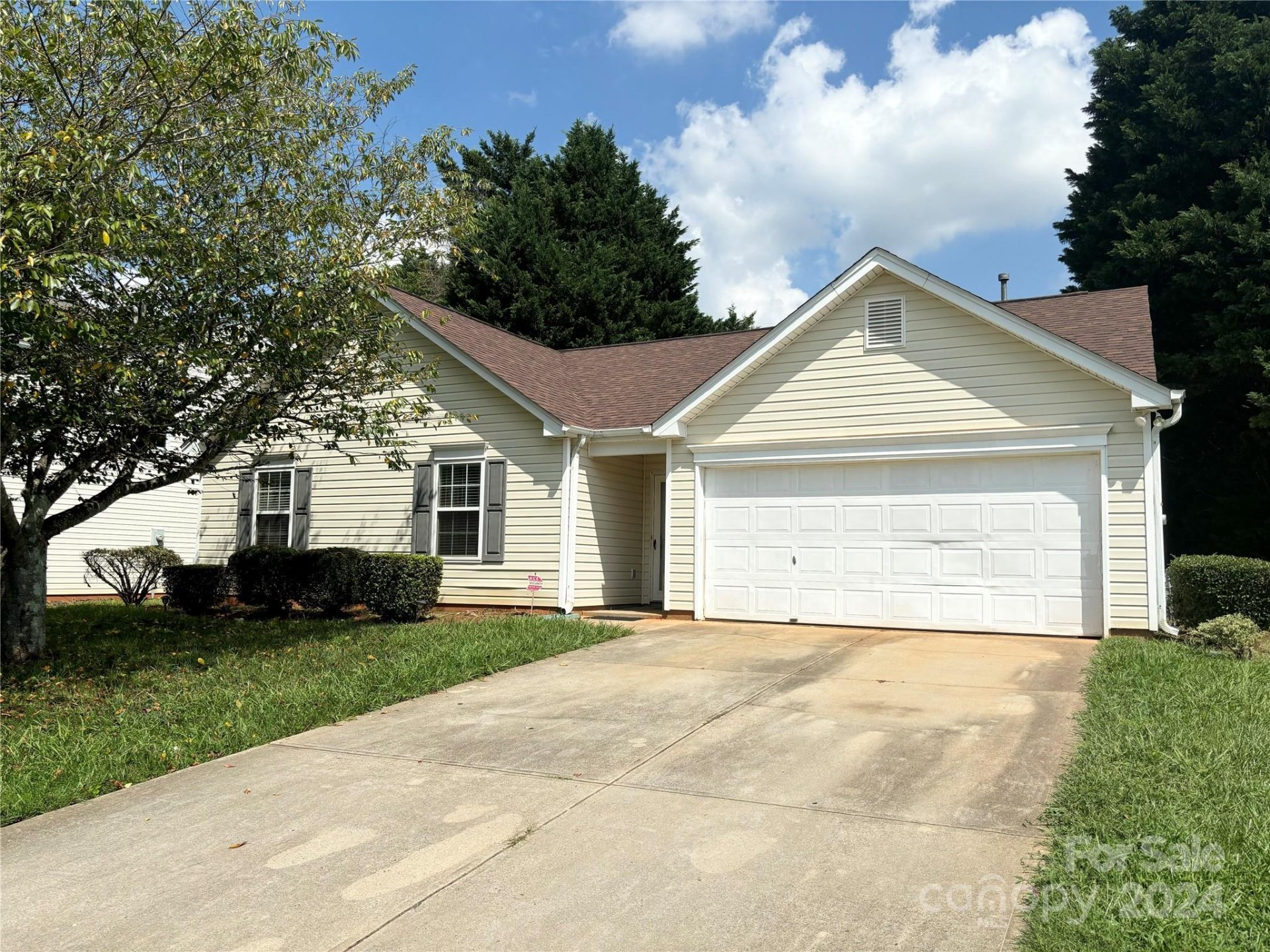 Property image 1 at 2515 Liberton Court, Charlotte, NC 28216