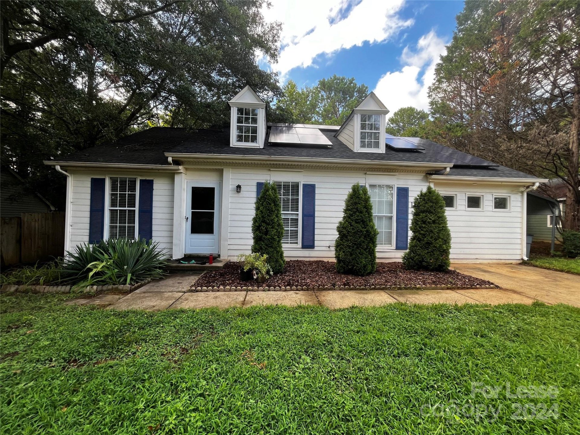 Property image 1 at 13833 Dannemara Drive, Pineville, NC 28134