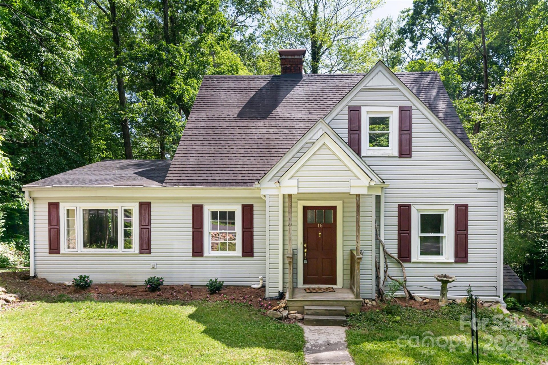 Property image 1 at 16 Dew Waite Road, Black Mountain, NC 28711