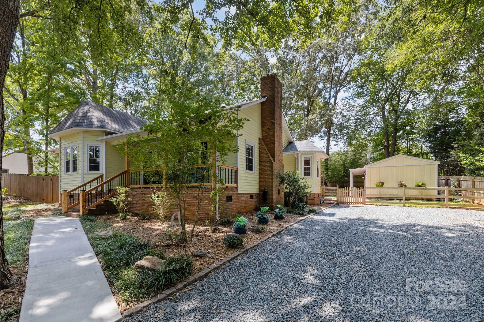 Property image 1 at 5716 Indian Brook Drive, Matthews, NC 28104