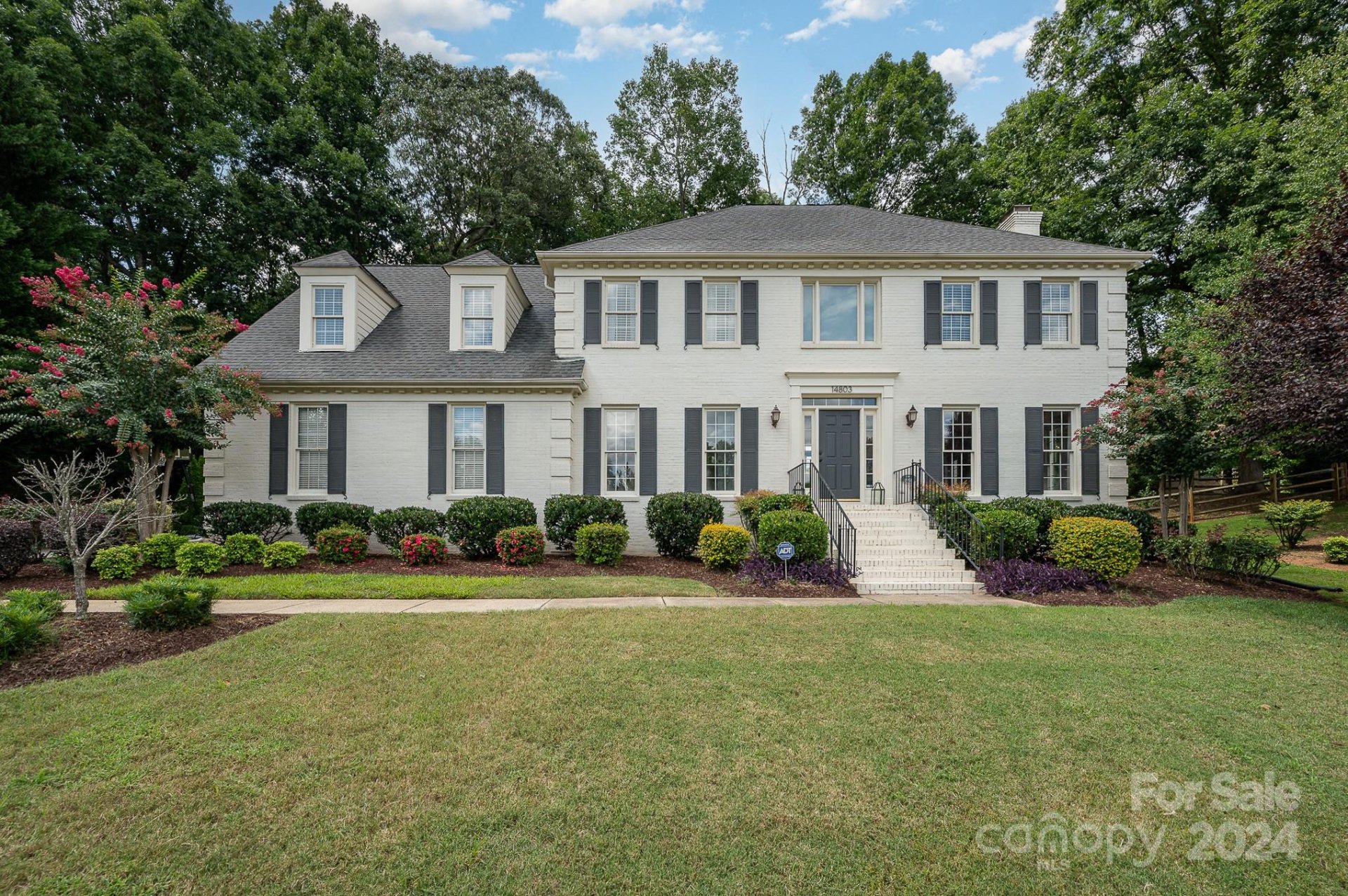 Property image 1 at 14803 Middlethorpe Lane, Huntersville, NC 28078