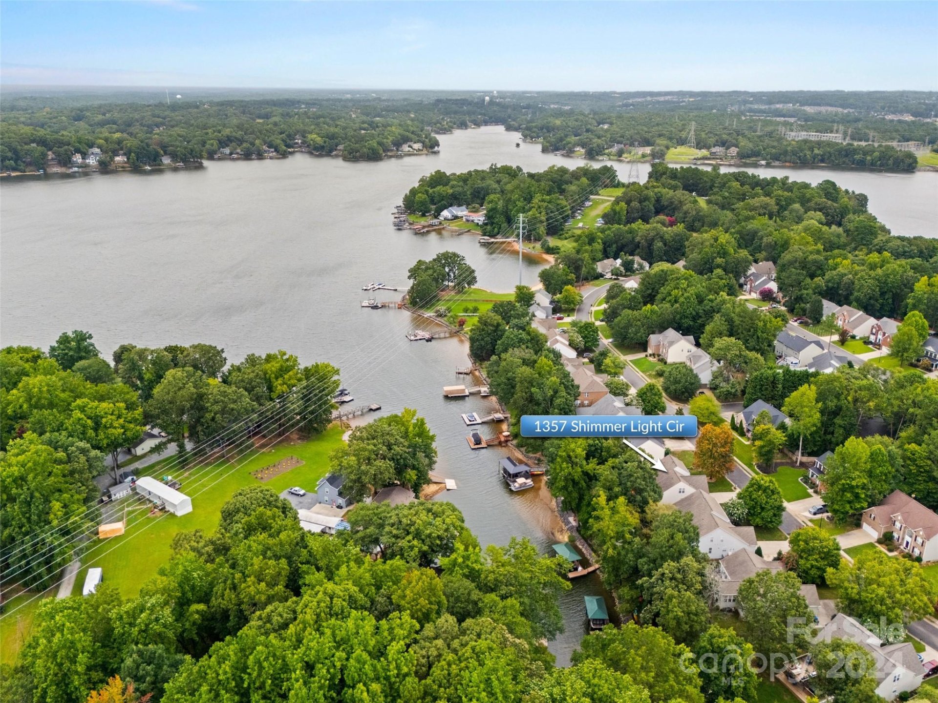 1357 Shimmer Light Circle