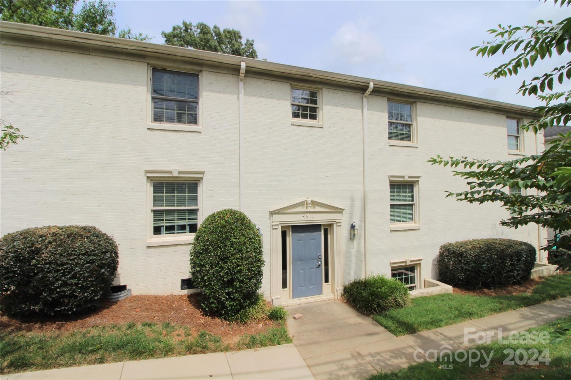 Property image 1 at 4911 Park Road, Charlotte, NC 28209