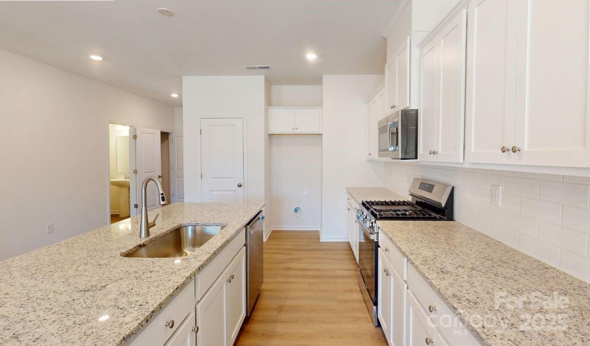 Property image 5 at 4061 Lawnview Drive, Charlotte, NC 28269