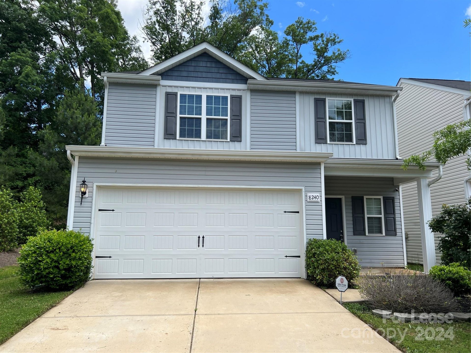 Property image 1 at 8240 Paw Valley Lane, Charlotte, NC 28214