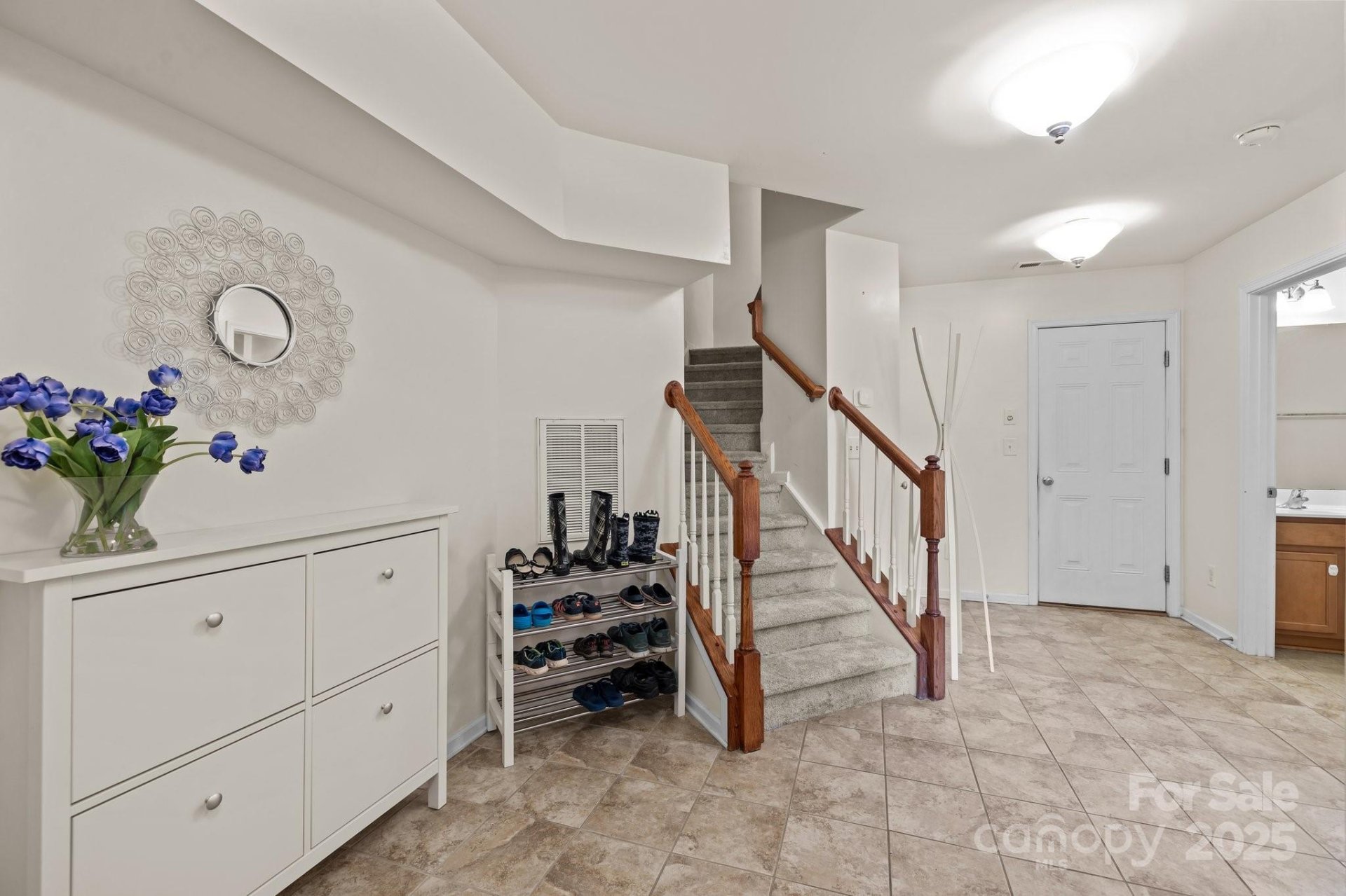 Property image 3 at 9341 Lenox Pointe Drive, Charlotte, NC 28273