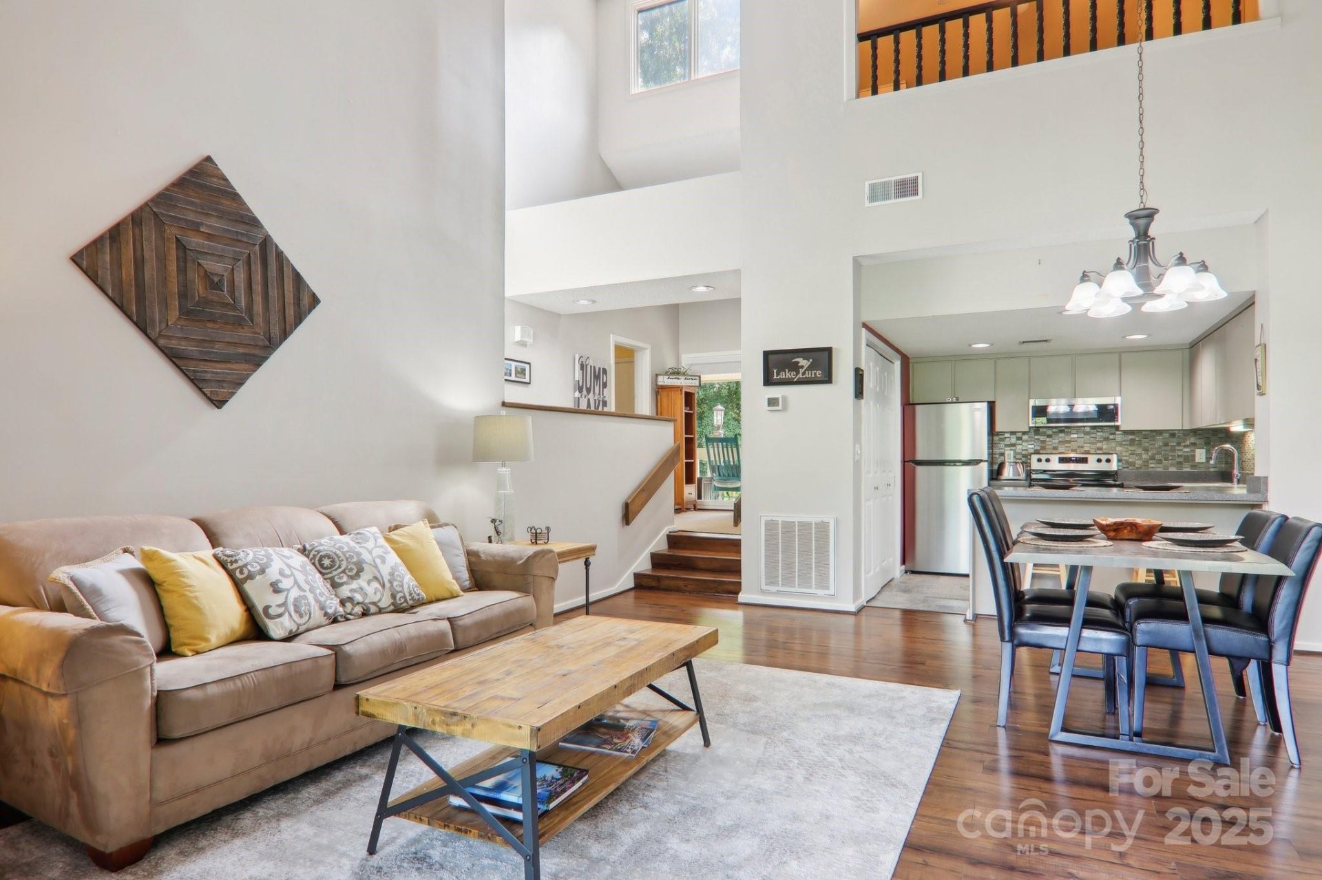 182 W Lake Drive