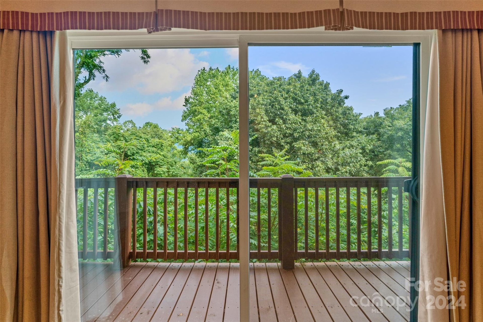 Property image 4 at 426 Windswept Drive, Asheville, NC 28801