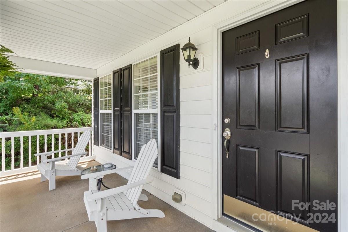 Property image 2 at 1900 Mt Isle Harbor Drive, Charlotte, NC 28214