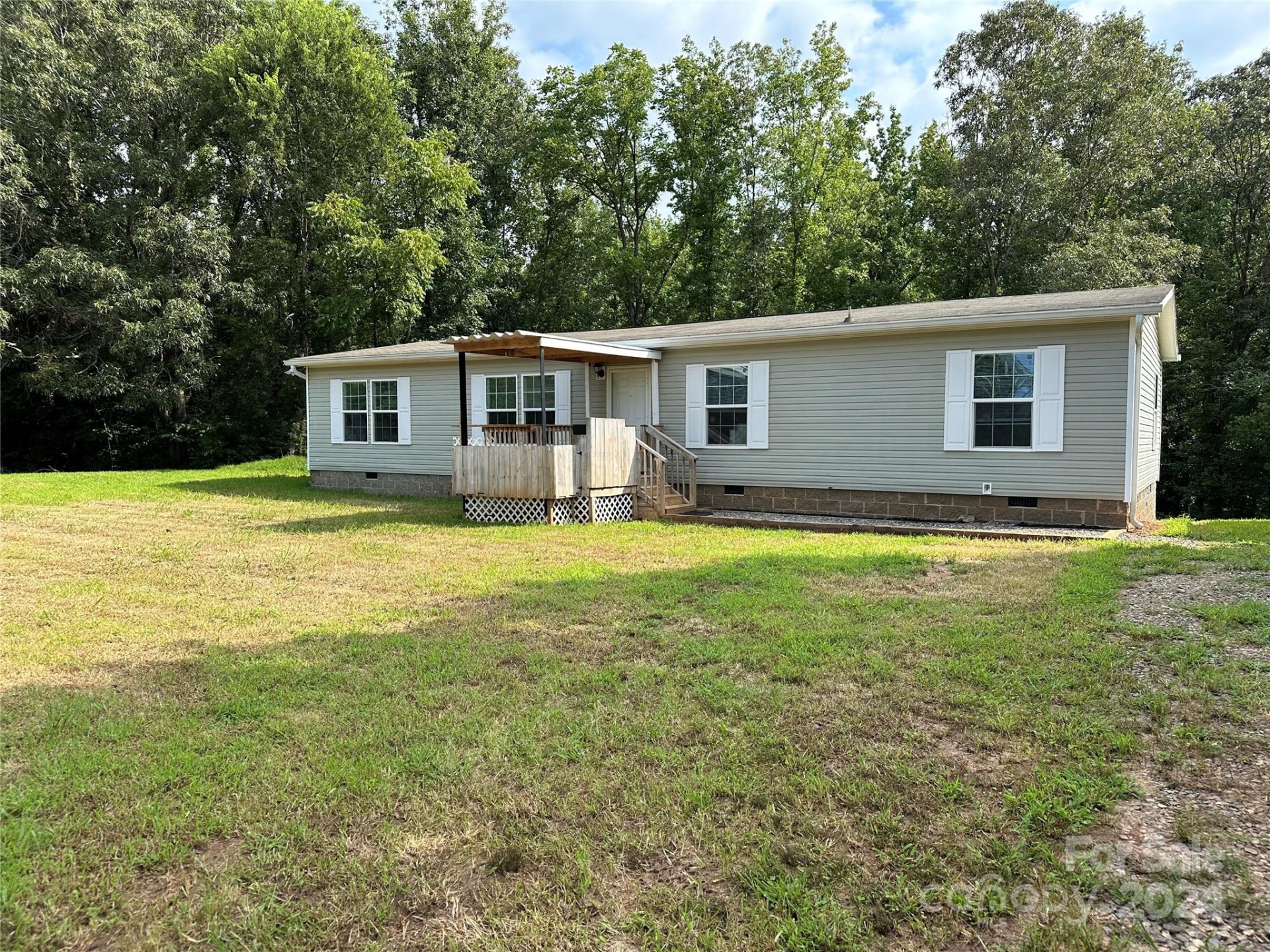 138 Forest Grove Drive