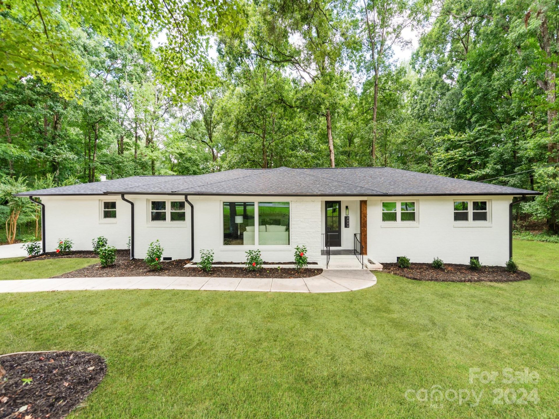 Property image 1 at 1111 Burtonwood Circle, Charlotte, NC 28212