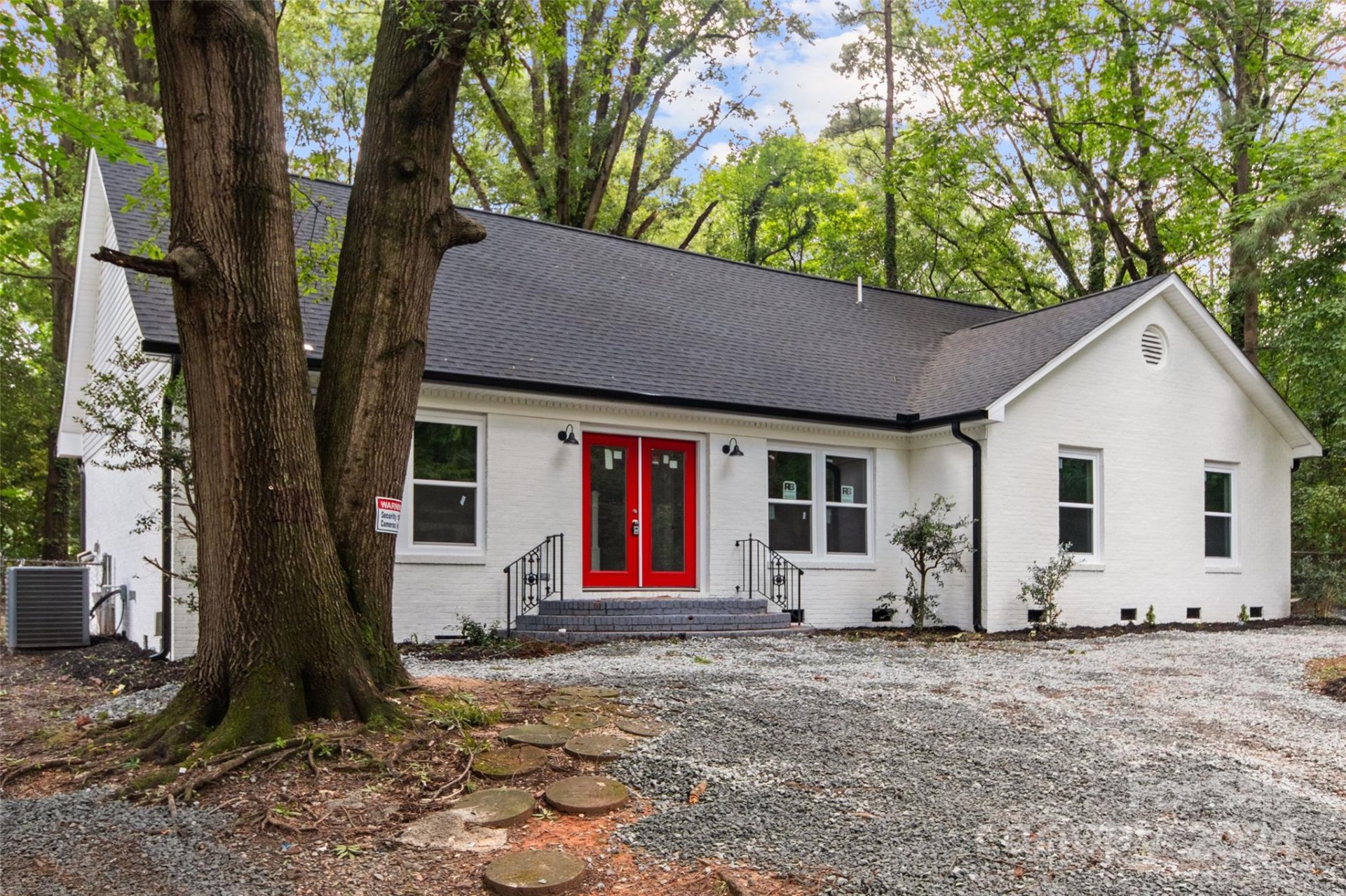 Property image 1 at 4718 Rolling Hill, Charlotte, NC 28213