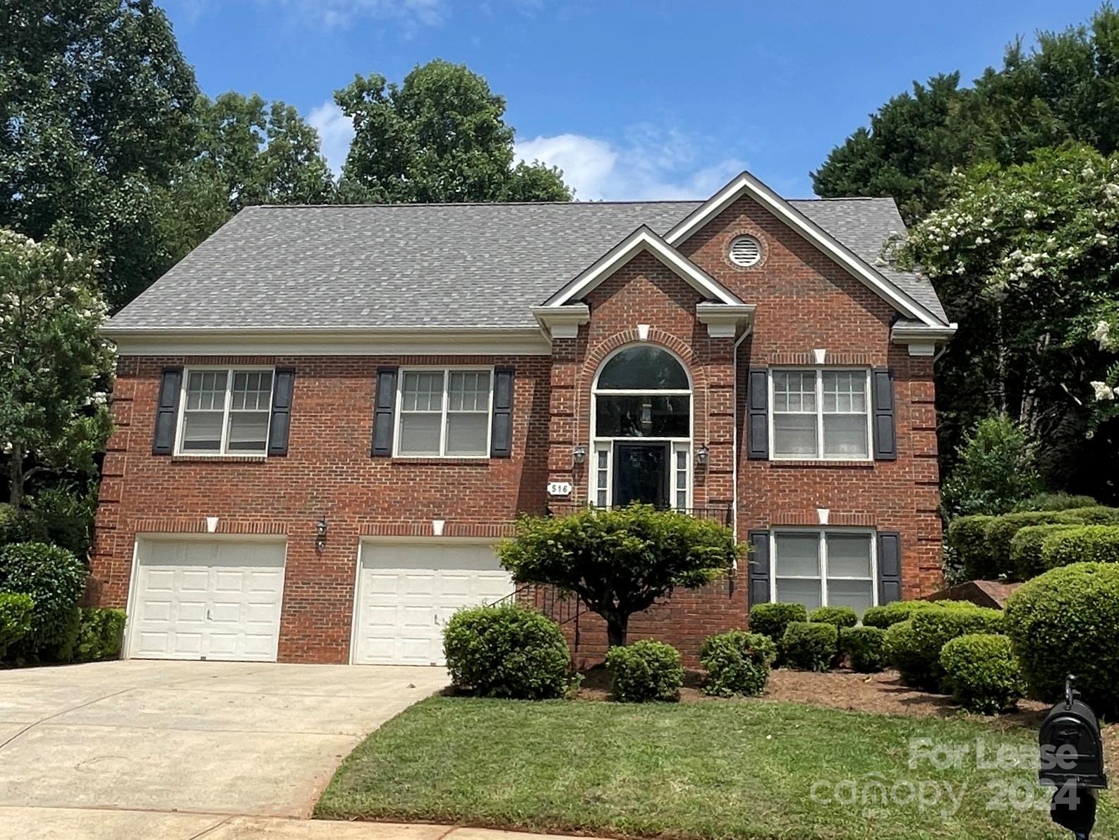 Property image 1 at 516 Clairview Lane, Matthews, NC 28105