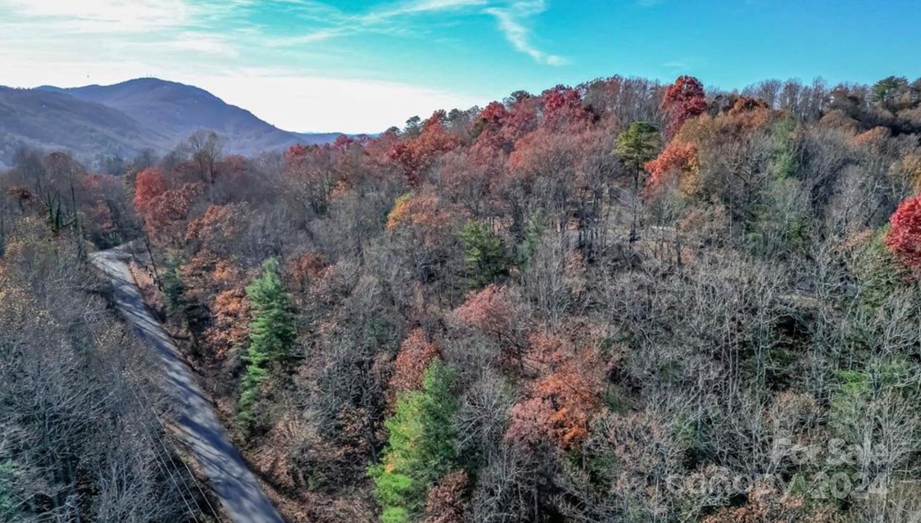 Property image 1 at 0000 Holiday Drive, Hendersonville, NC 28739