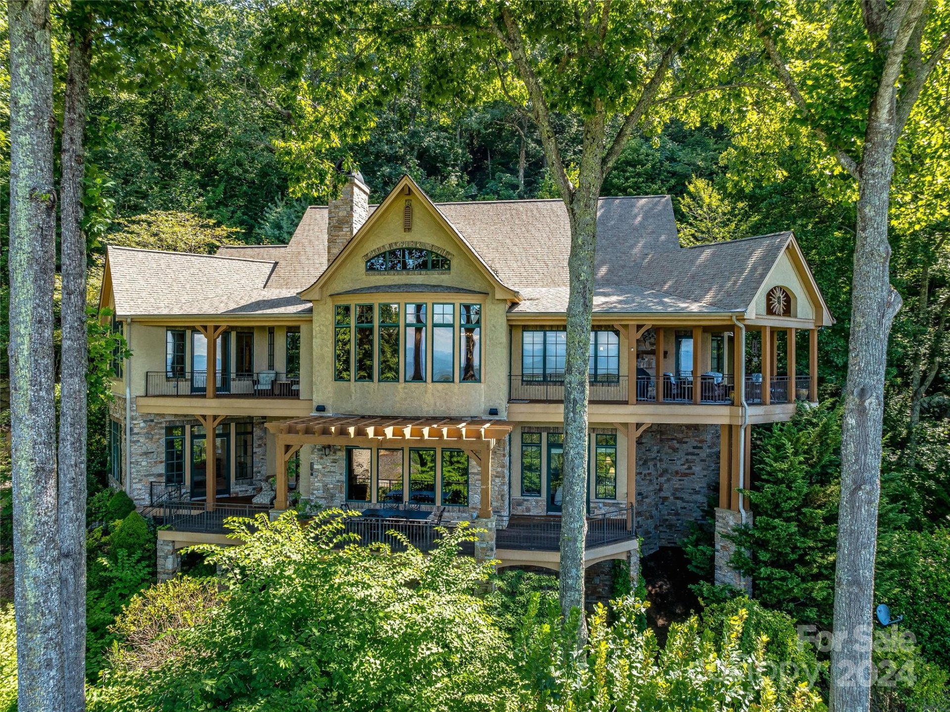 109 Crestridge Drive