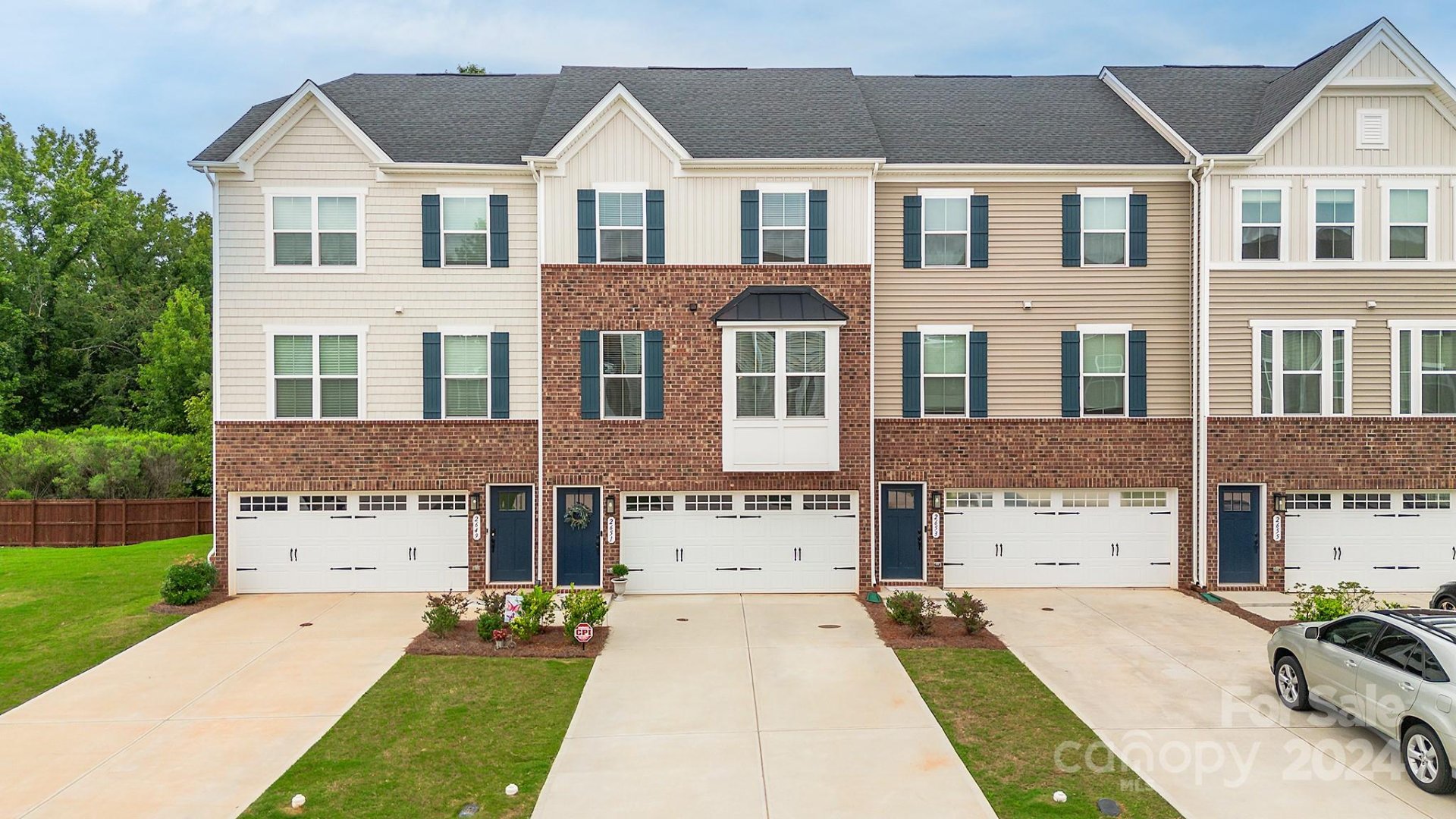 2651 Grantham Place Drive