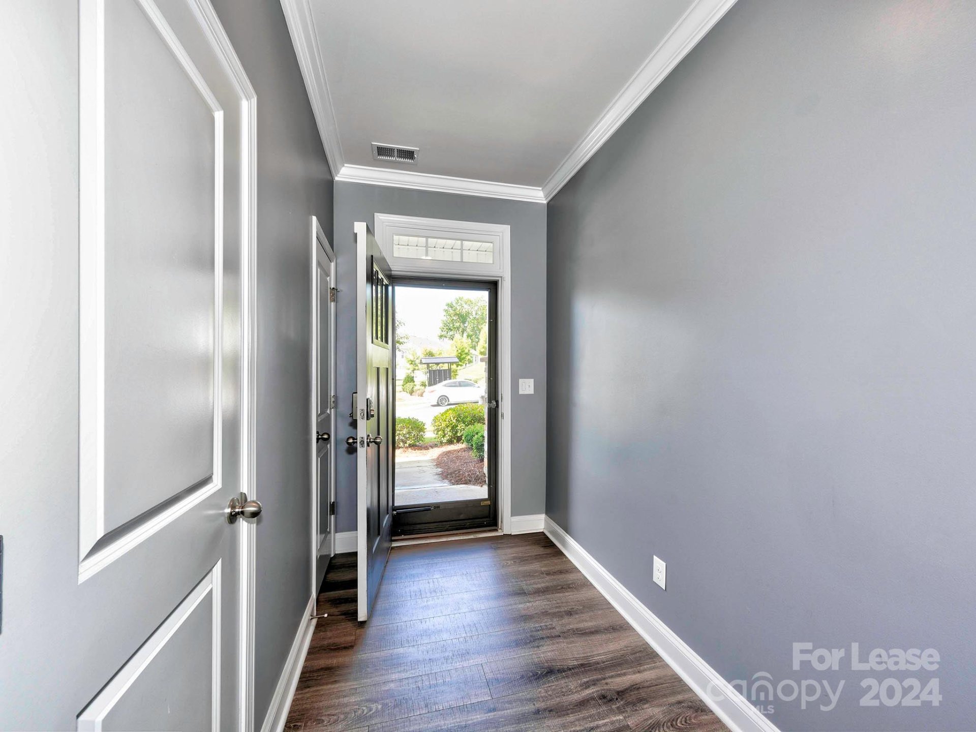 Property image 3 at 915 Emma Kate Court, Lake Wylie, SC 29710