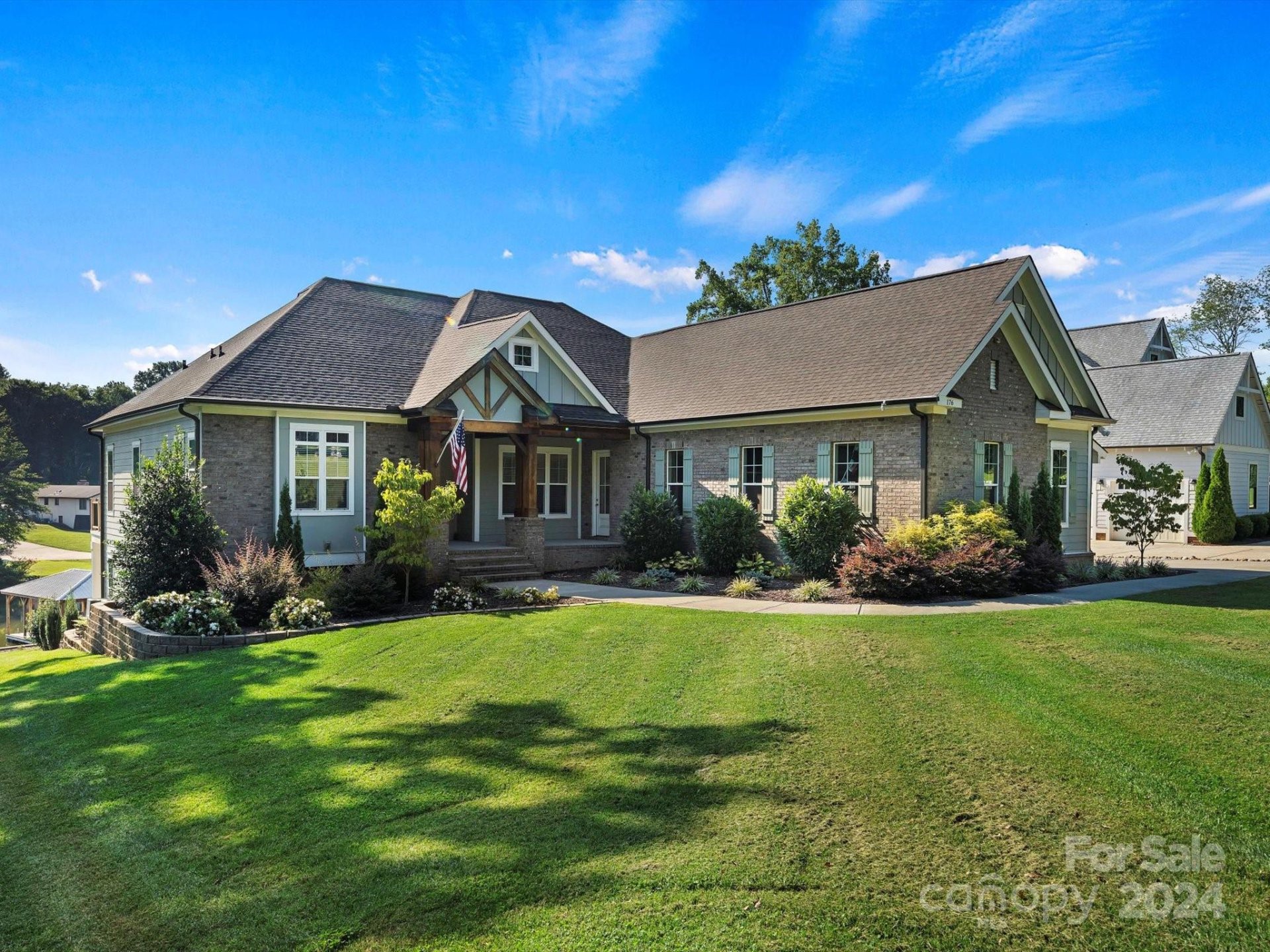 Property image 1 at 176 Hazelton Loop, Mooresville, NC 28117