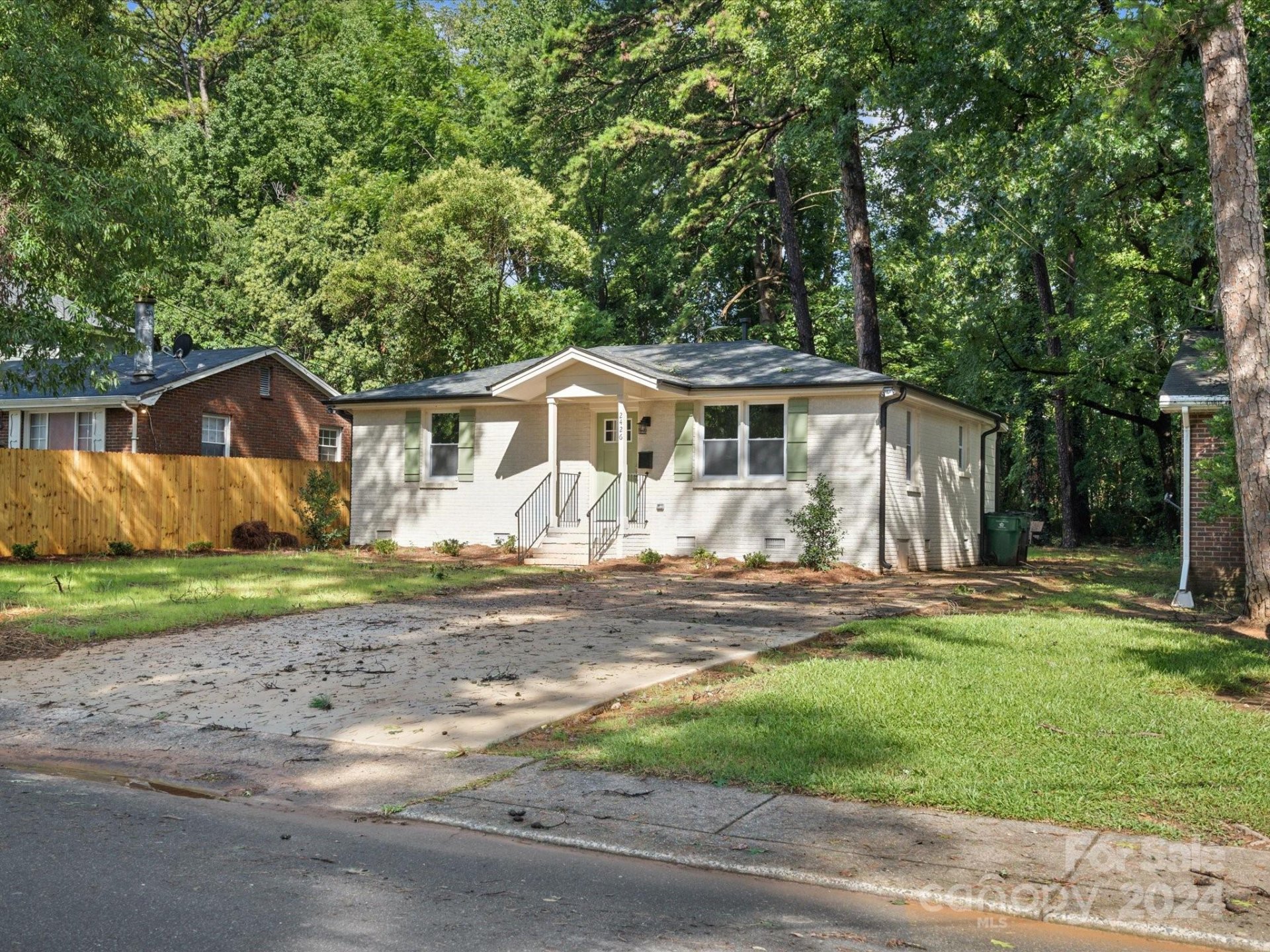 Property image 1 at 2426 Finchley Drive, Charlotte, NC 28215