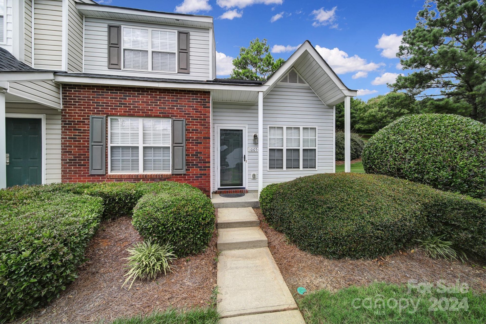 Property image 1 at 10056 Pergola View Court, Charlotte, NC 28213