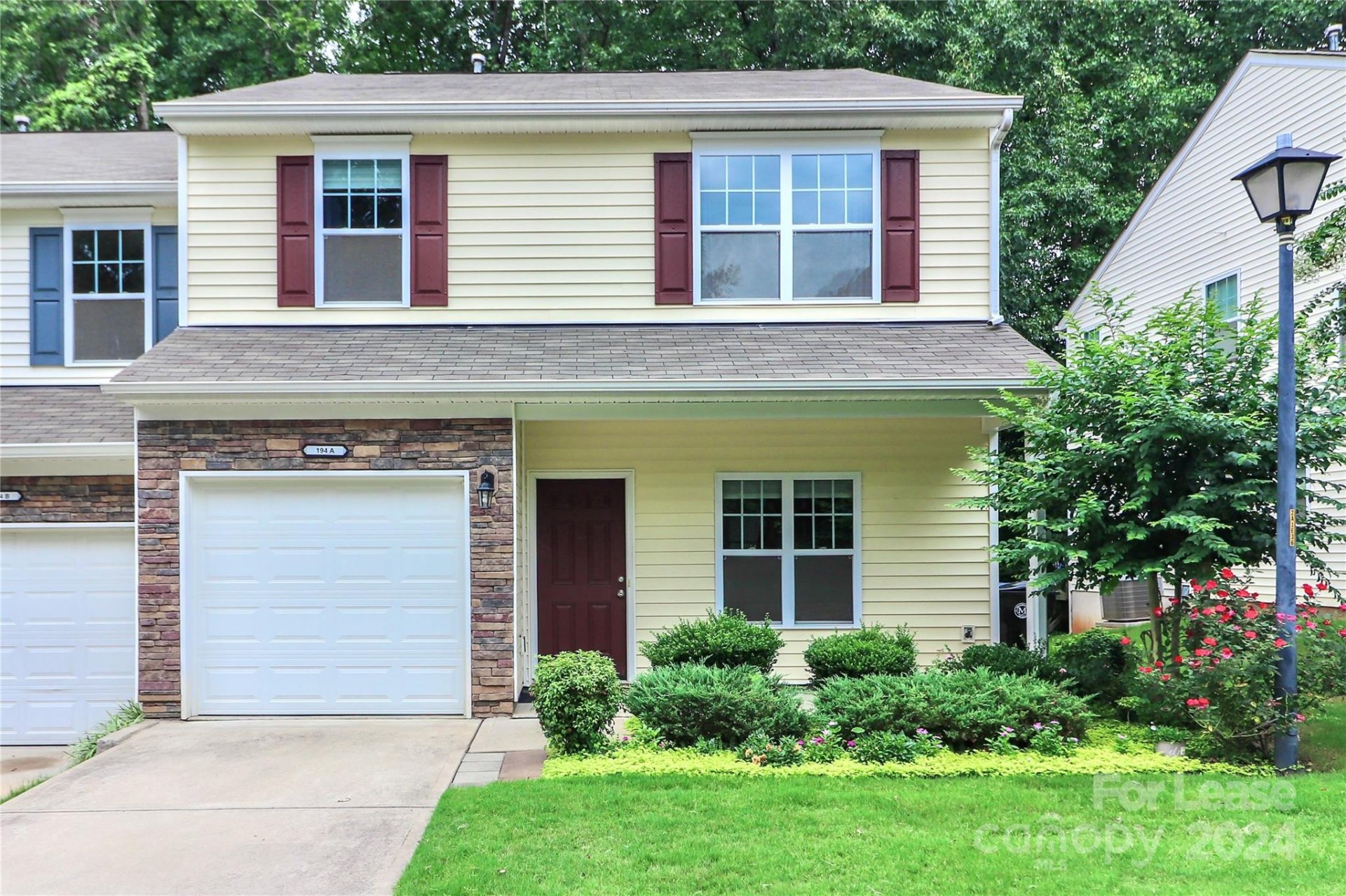 Property image 1 at 194 Limerick Road, Mooresville, NC 28115