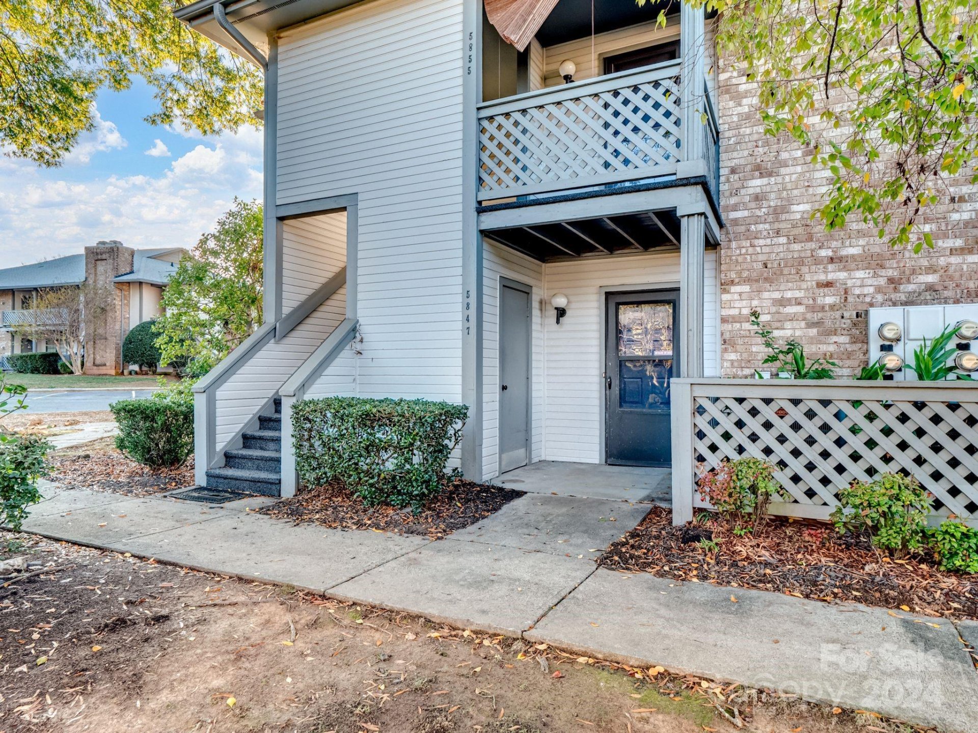 Property image 1 at 5847 Harris Grove Lane, Charlotte, NC 28212