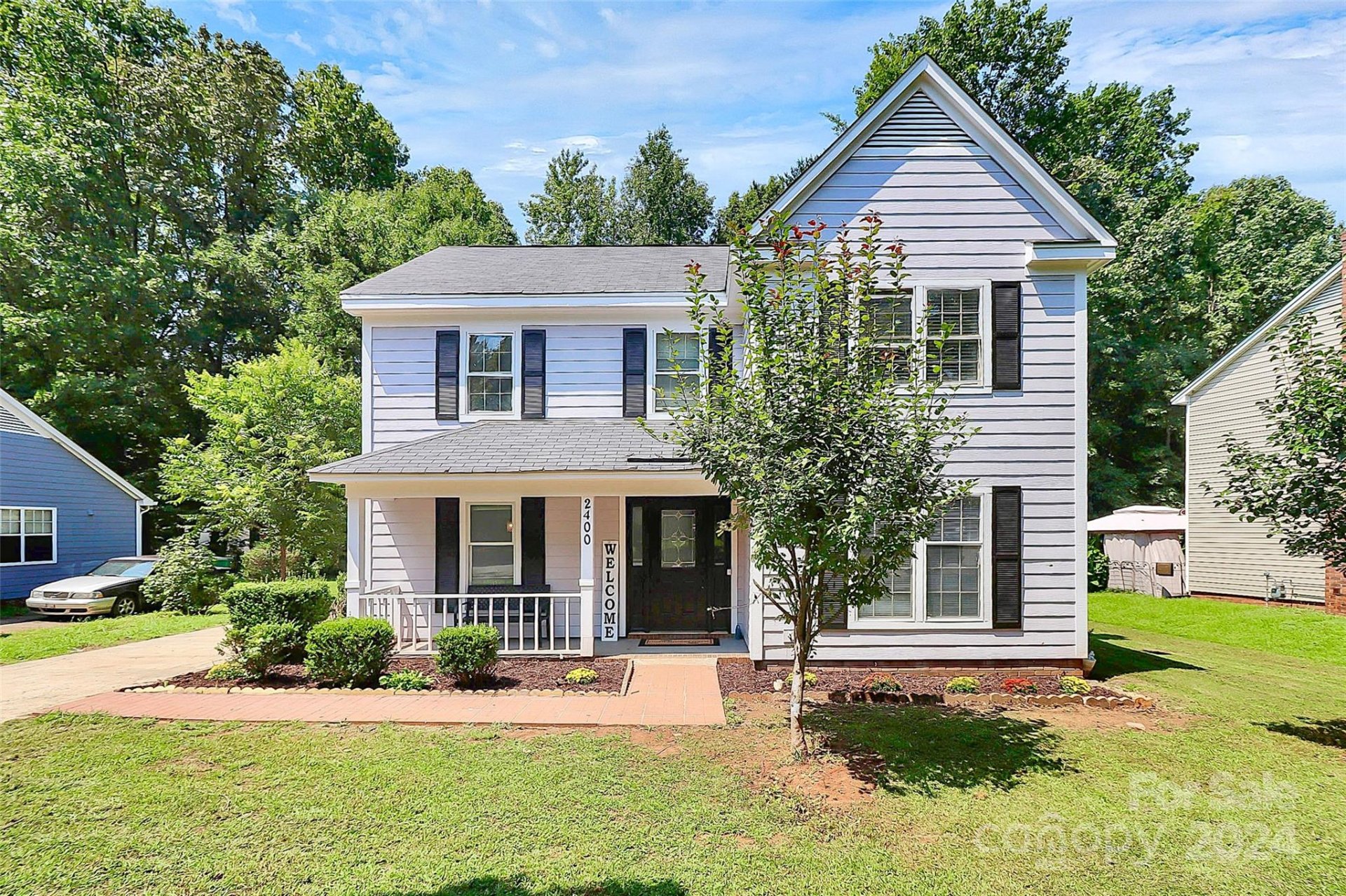 Property image 1 at 2400 Heather Glen Lane, Charlotte, NC 28208