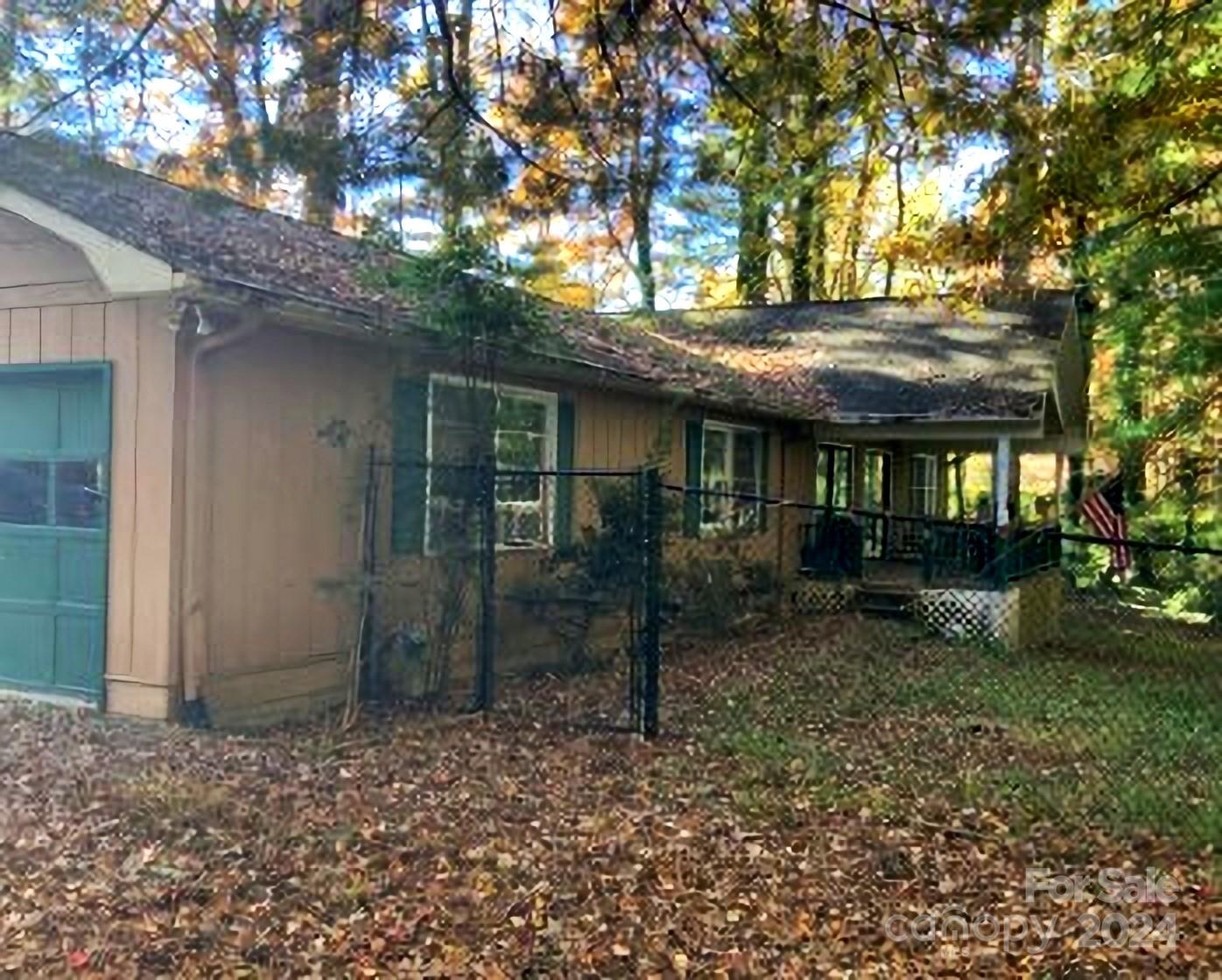 Property image 1 at 210 Fernwood Drive, Hendersonville, NC 28791