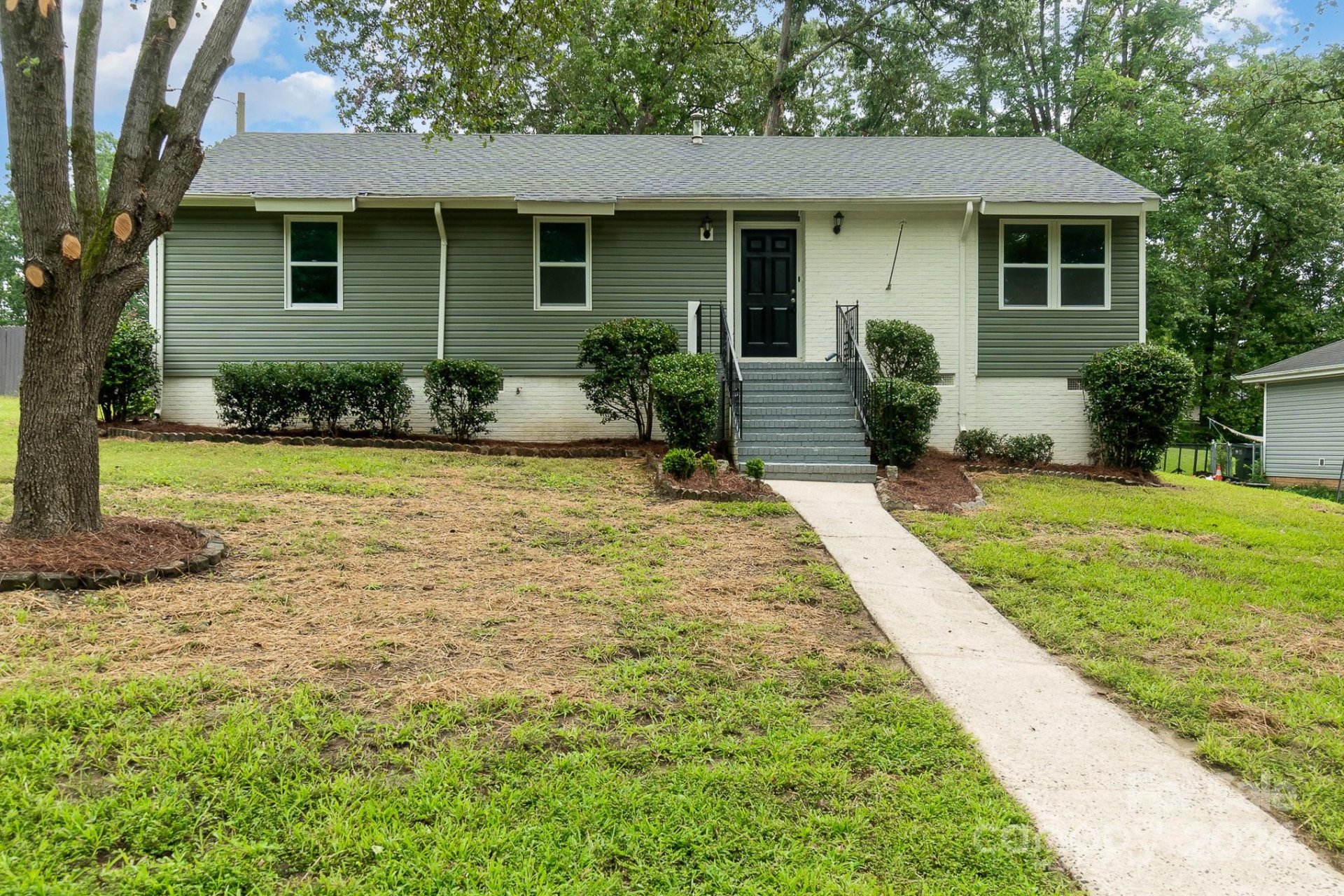 Property image 1 at 7731 Pawtuckett Road, Charlotte, NC 28214