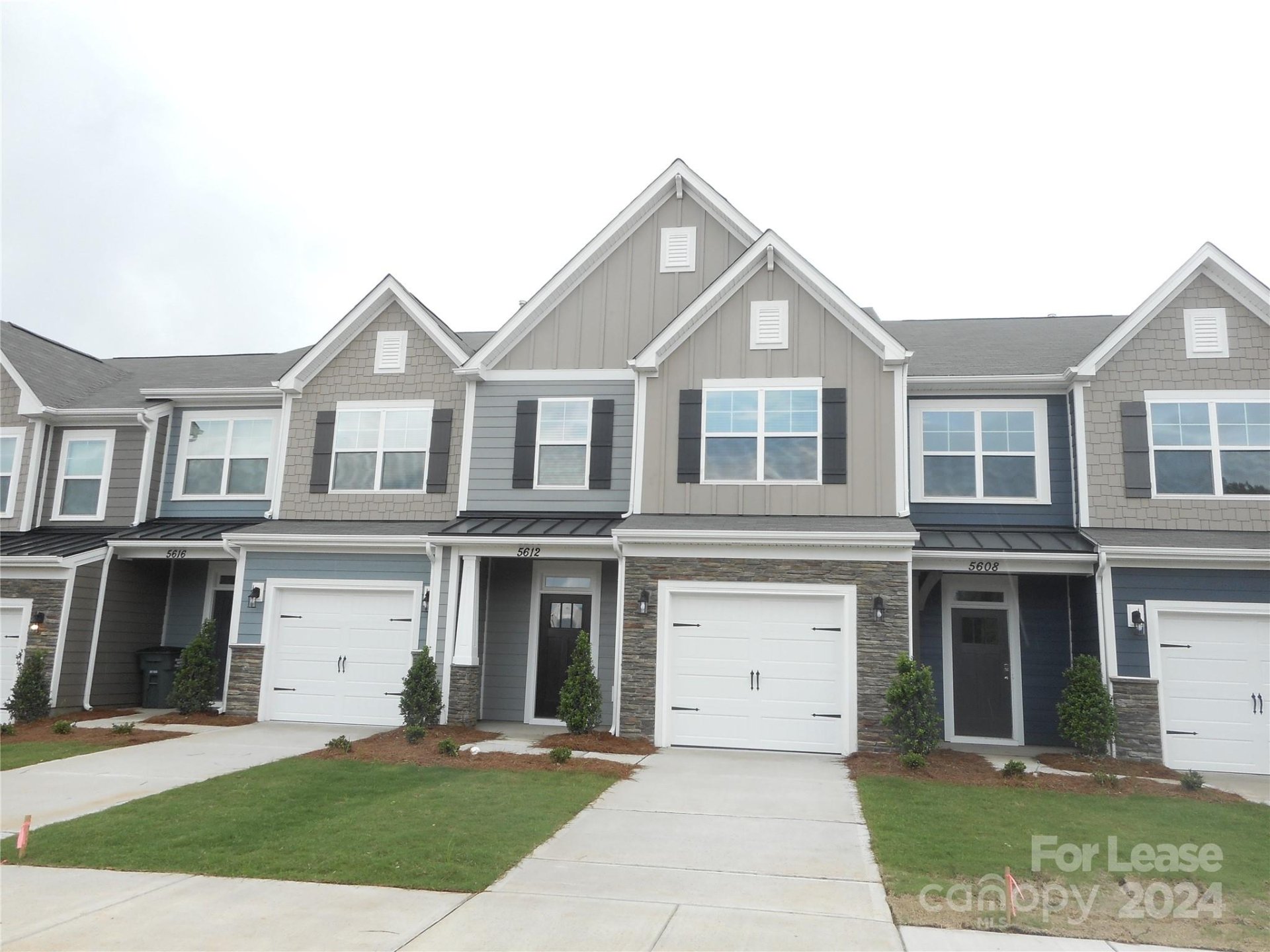 Property image 1 at 5612 Harris Cove Drive, Charlotte, NC 28269