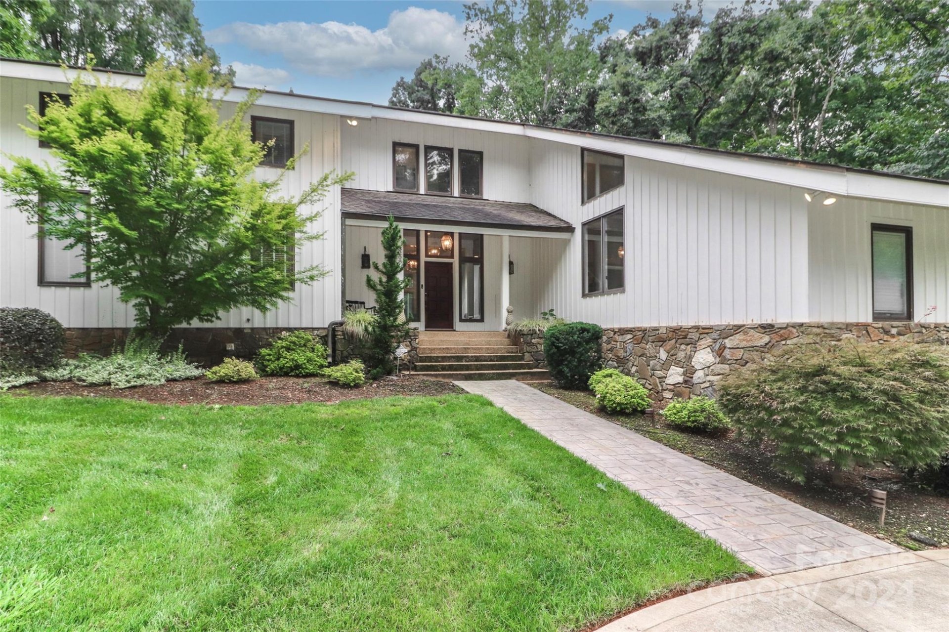 Property image 3 at 3208 Sedgefield Road, Statesville, NC 28625