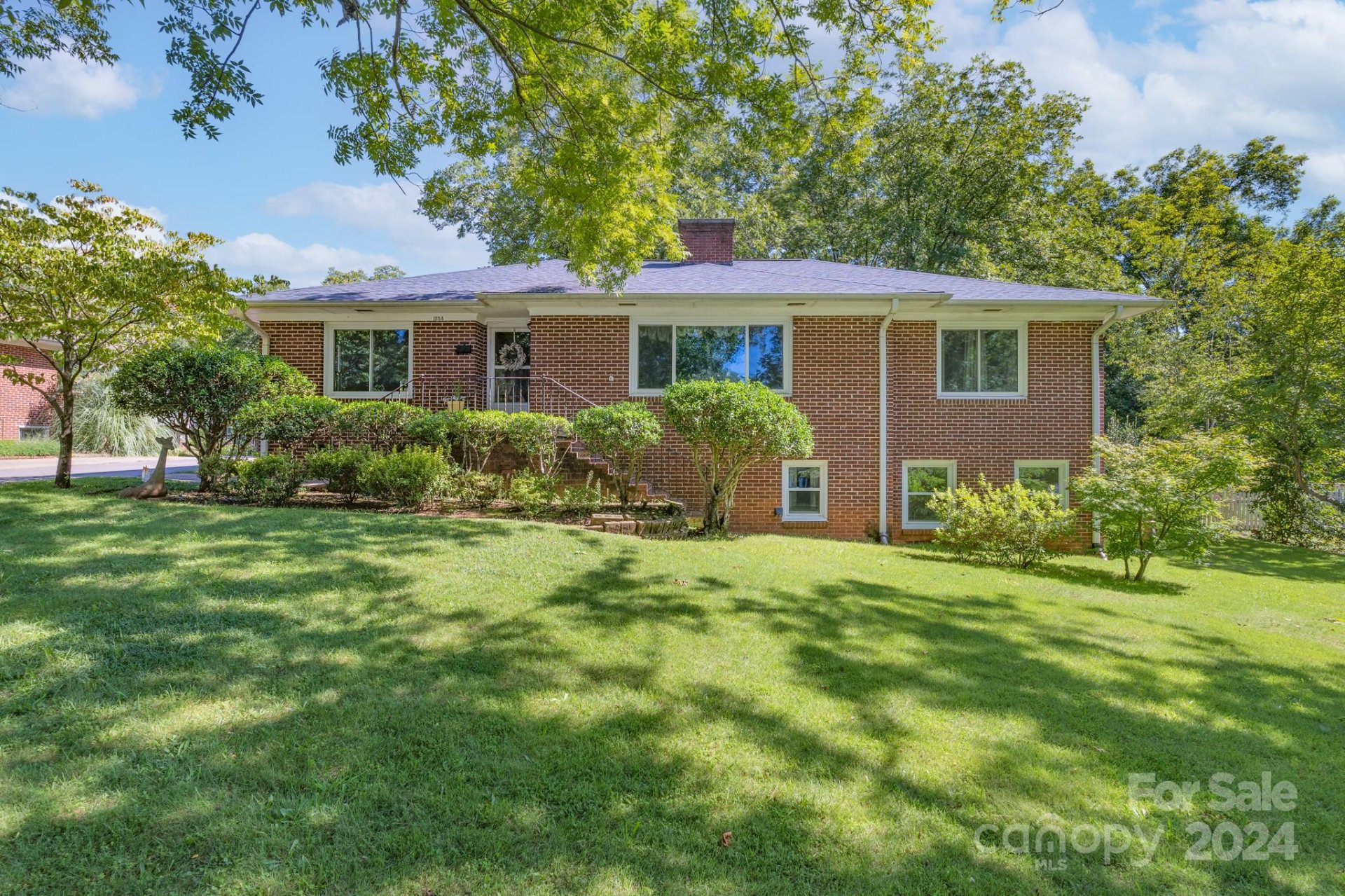 1234 Winthrop Drive