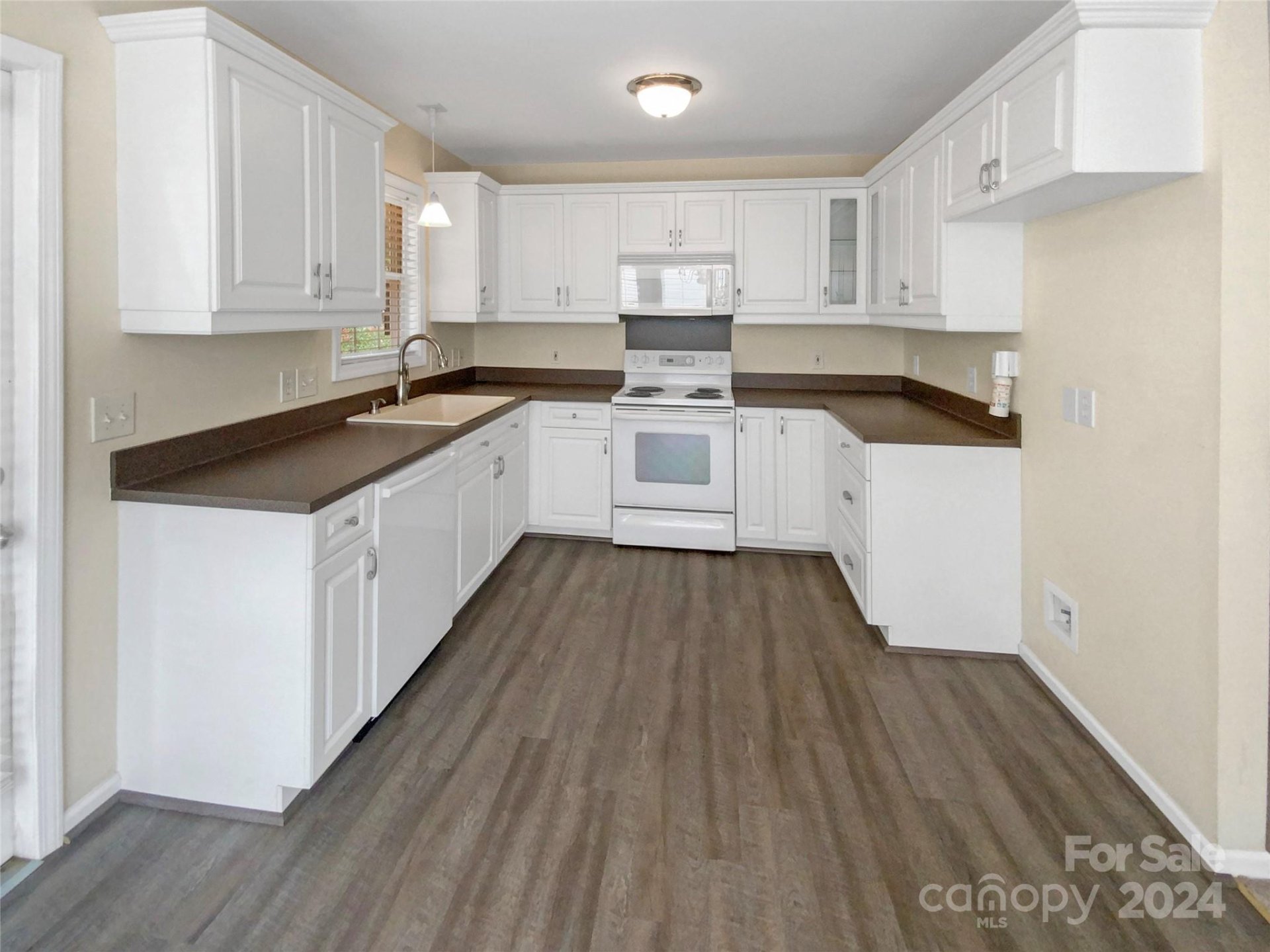 Property image 2 at 2072 Samantha Drive, Kannapolis, NC 28083
