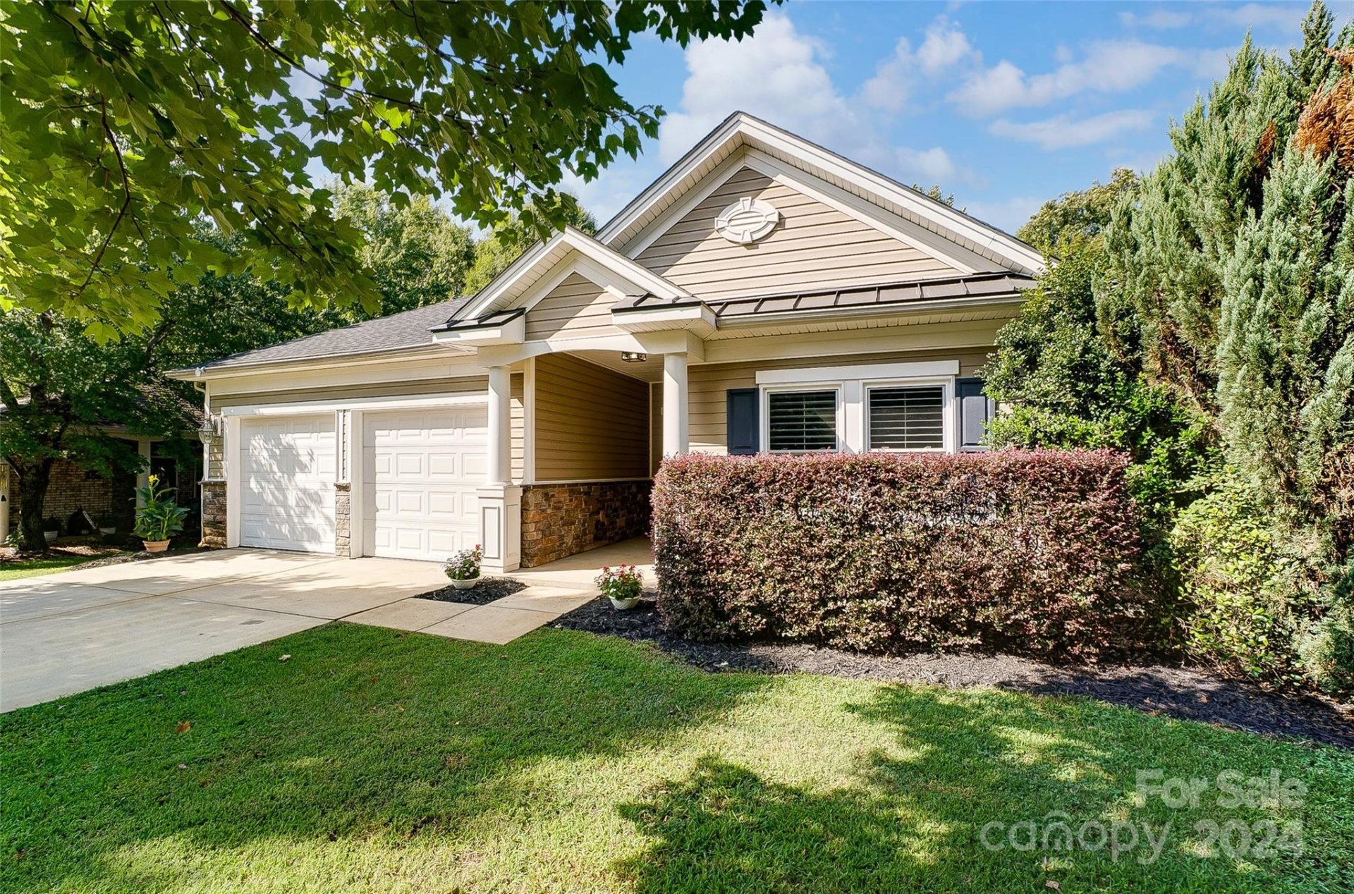 Property image 2 at 1194 Madison Green Drive, Fort Mill, SC 29715