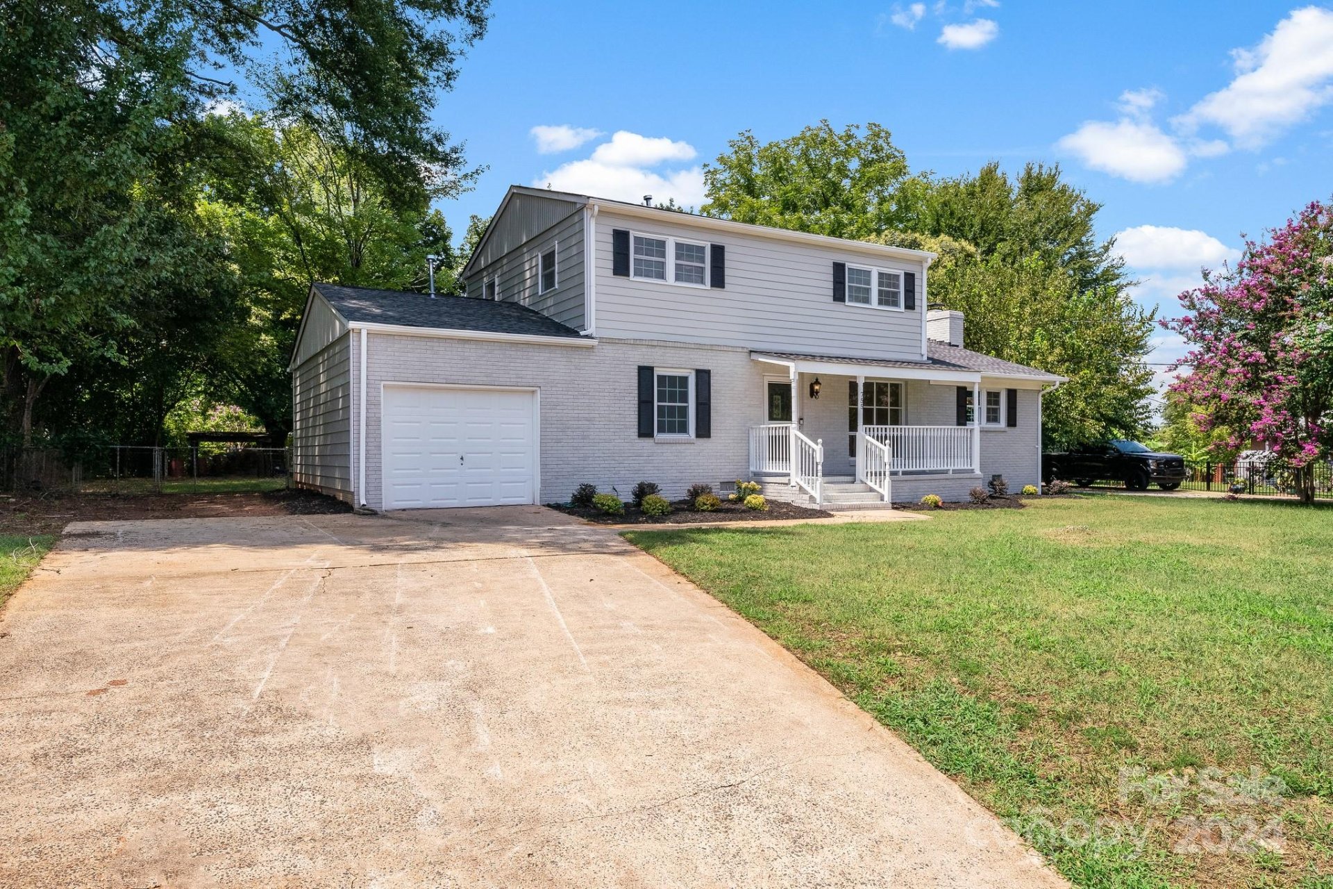 Property image 3 at 755 Greenbriar Avenue, Rock Hill, SC 29730