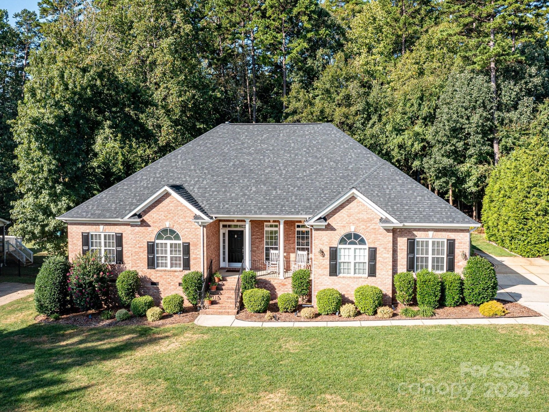Property image 1 at 6012 Abergele Lane, Matthews, NC 28104
