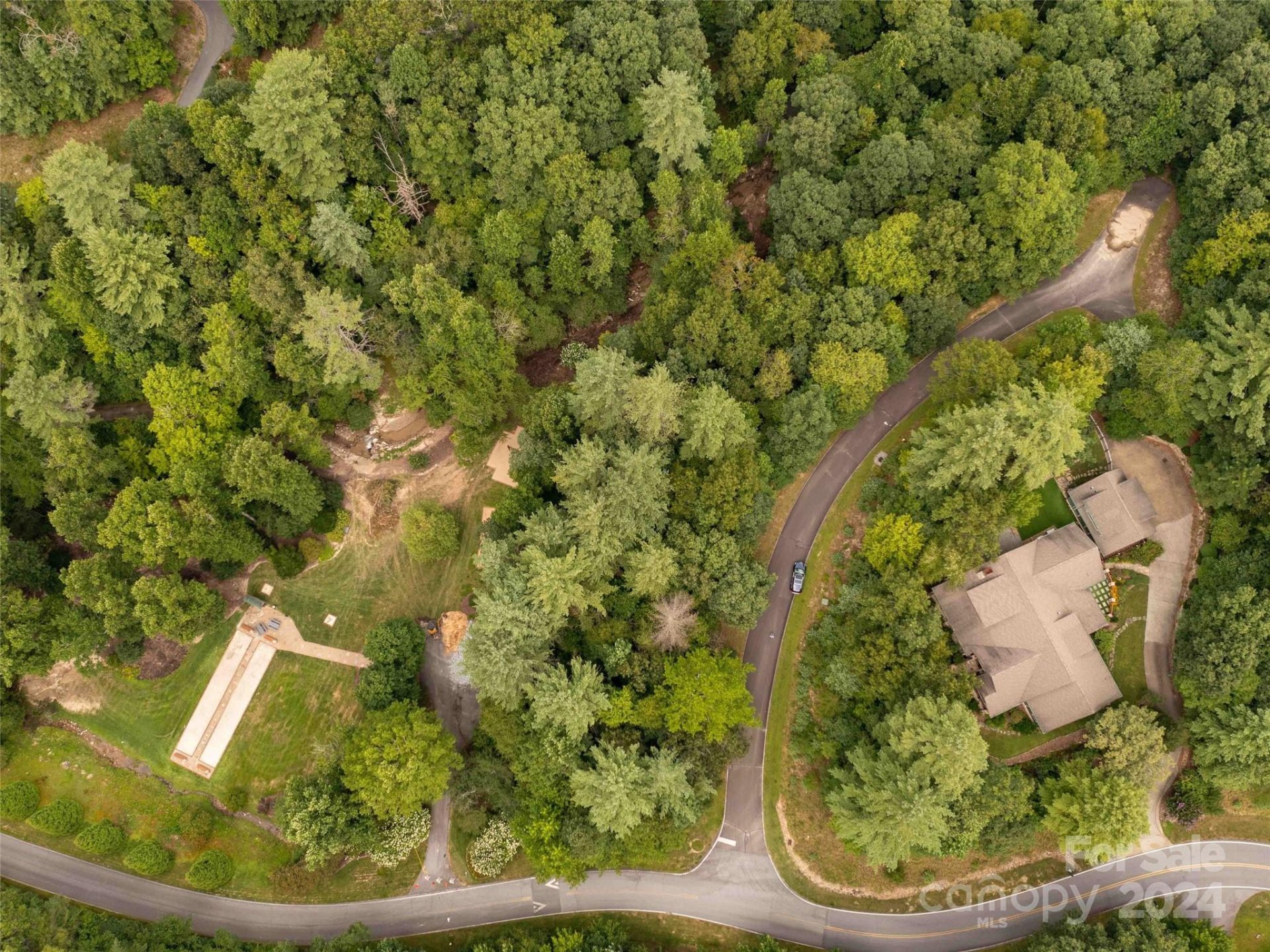 Property image 4 at 809 Mountain Ivy Lane, Hendersonville, NC 28739