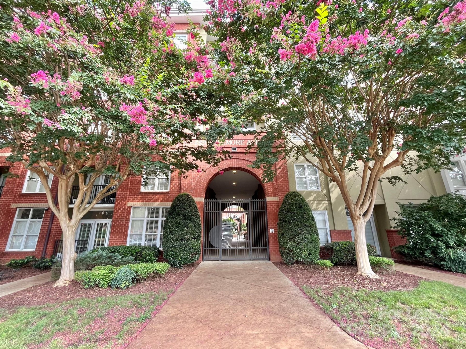 Property image 1 at 1320 Fillmore Avenue, Charlotte, NC 28203