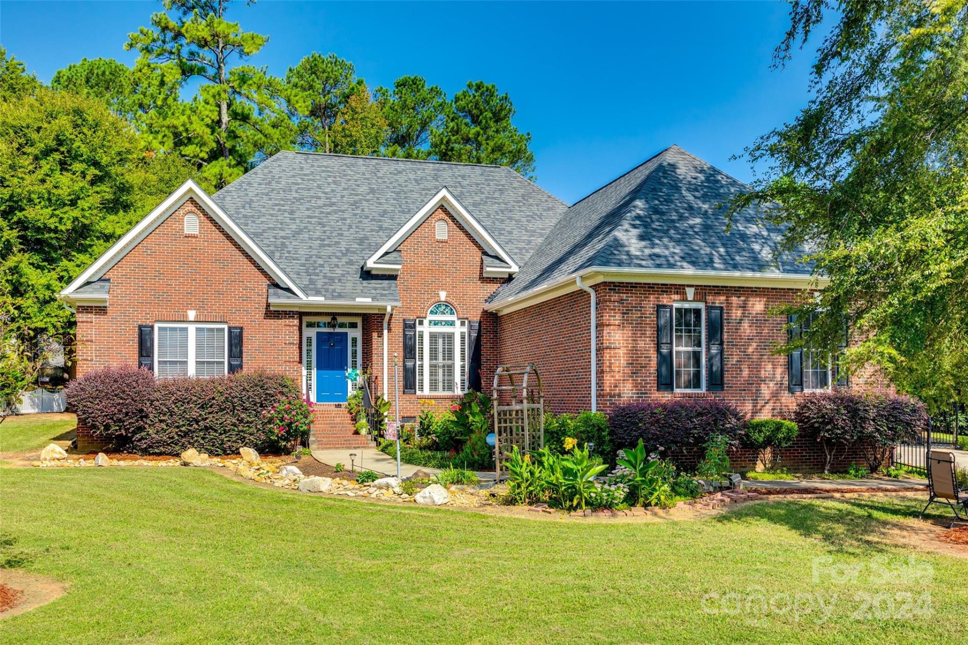 205 Fairway Circle