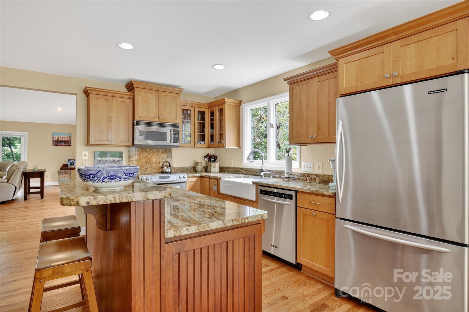 Property image 3 at 2902 Timber Trail, Asheville, NC 28804