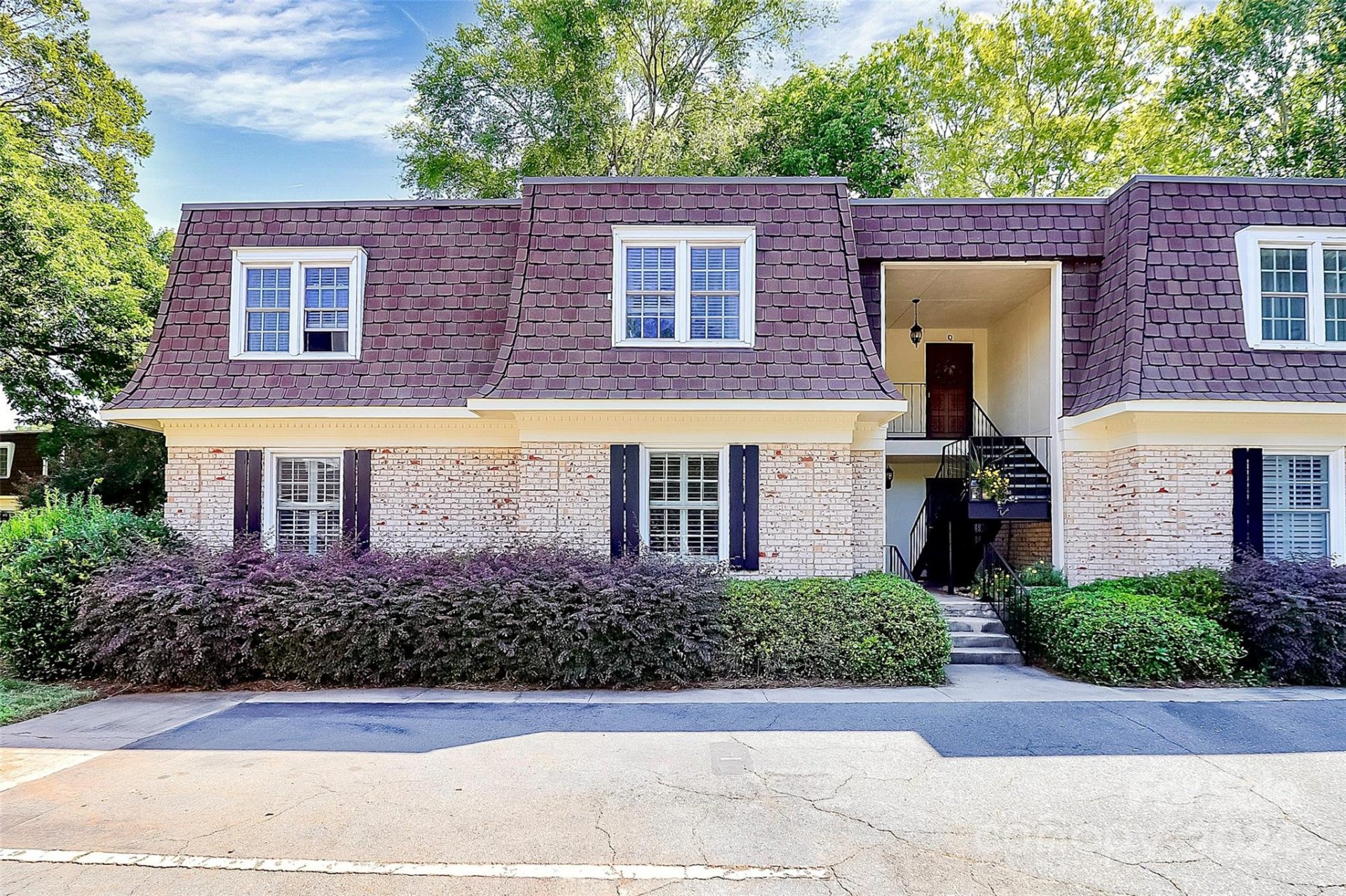 Property image 1 at 2233 Rexford Road, Charlotte, NC 28211