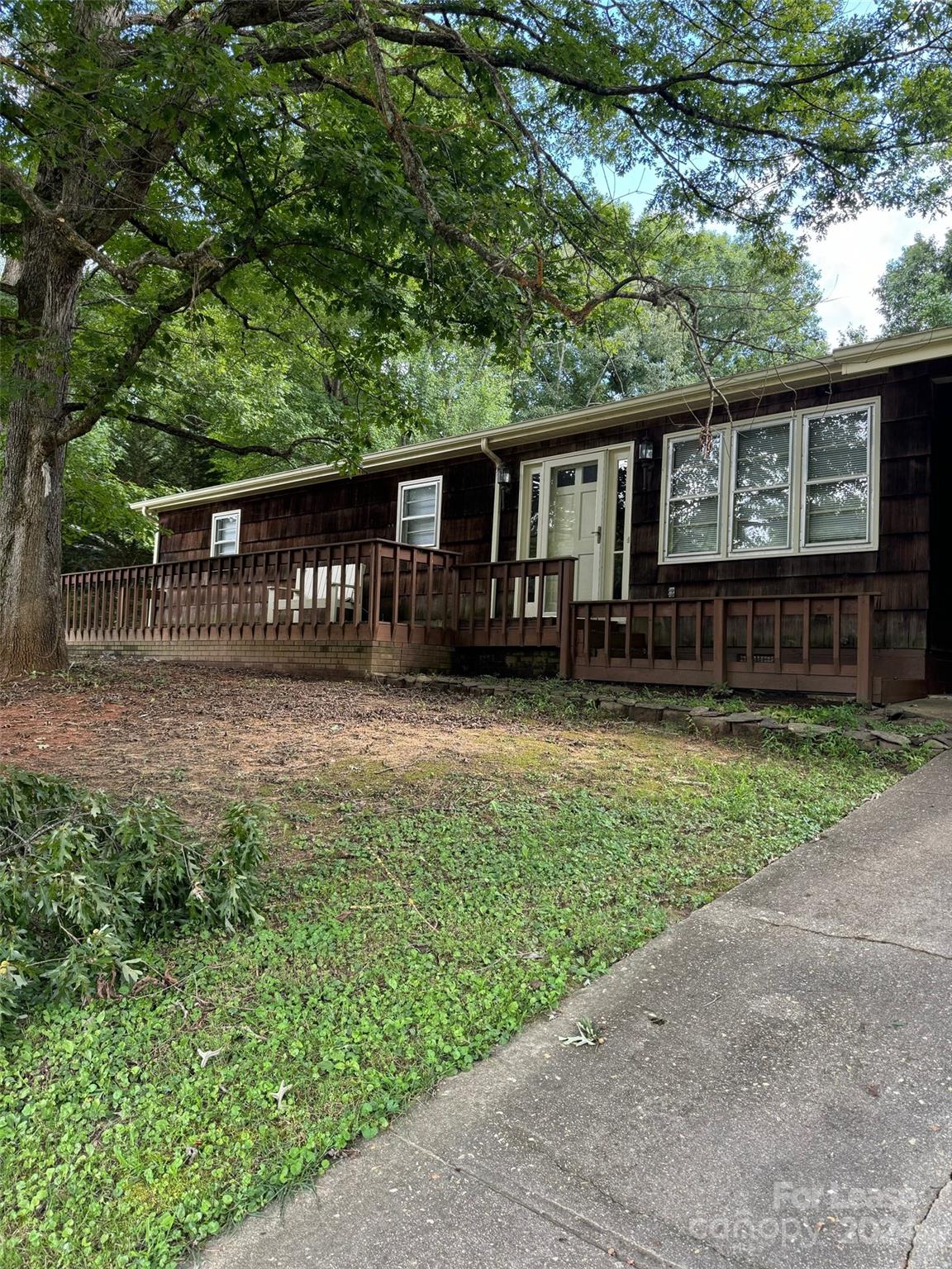3439 Spencer Heights Place