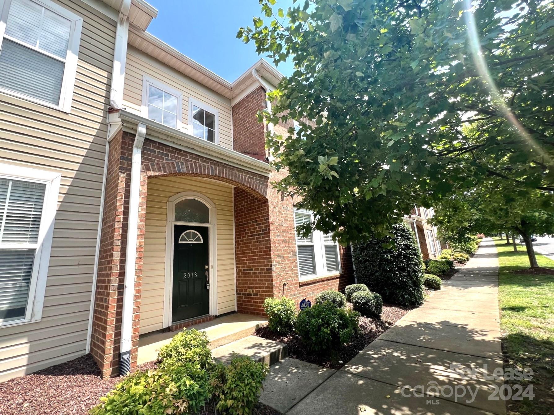 Property image 1 at 2018 Cambridge Beltway Drive, Charlotte, NC 28273