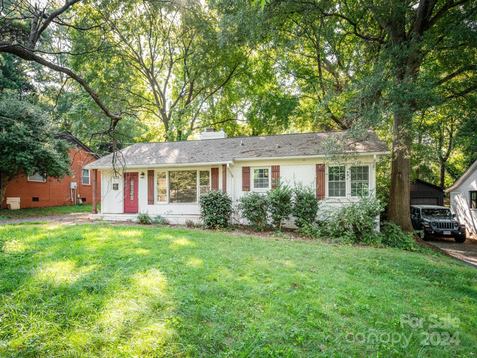Property image 1 at 638 Mayview Drive, Charlotte, NC 28205