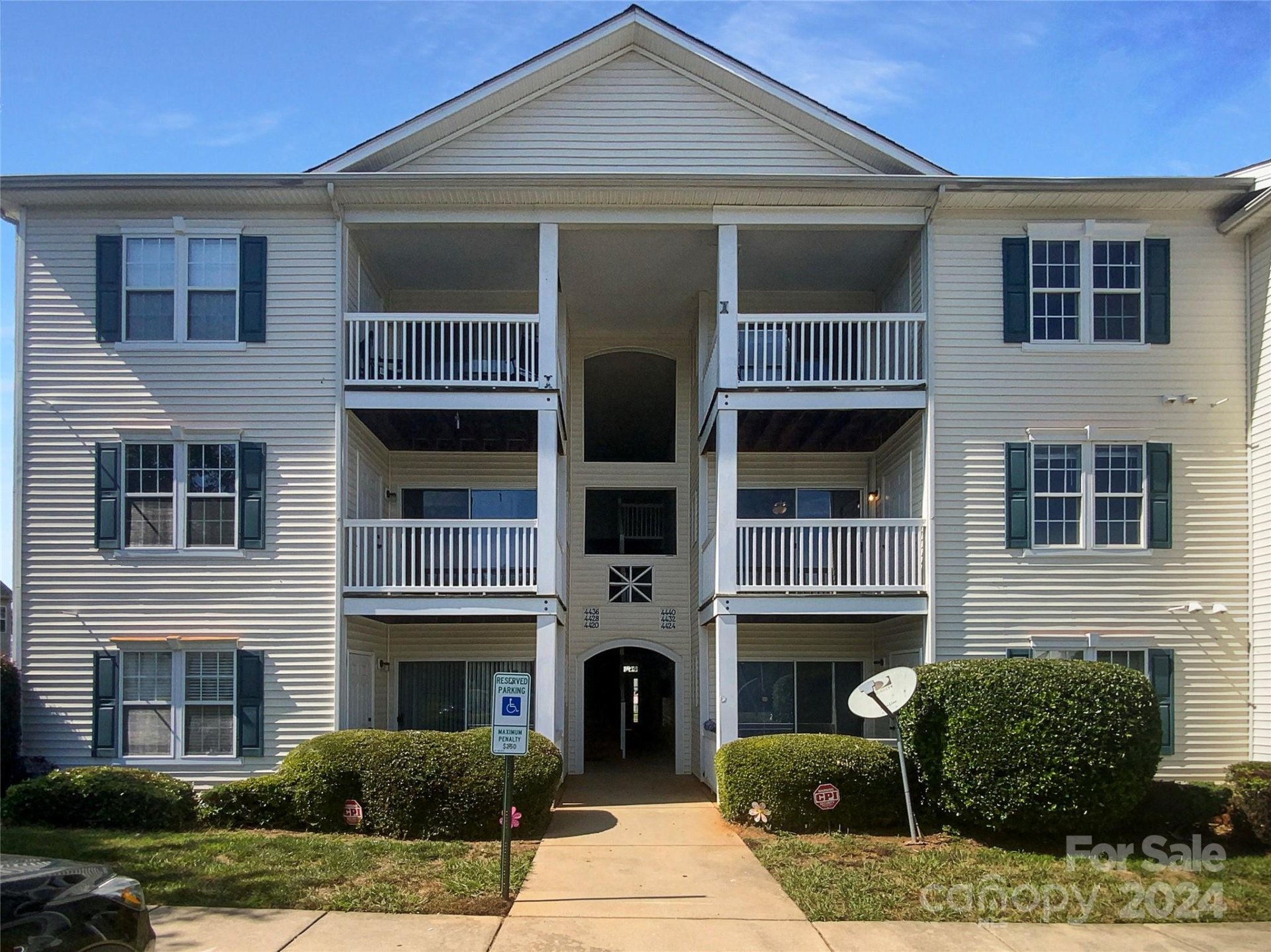 4432 Eaves Lane